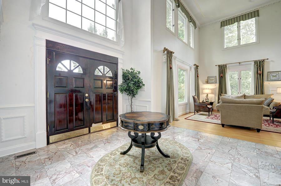 POTOMAC CREST - Residential Lease