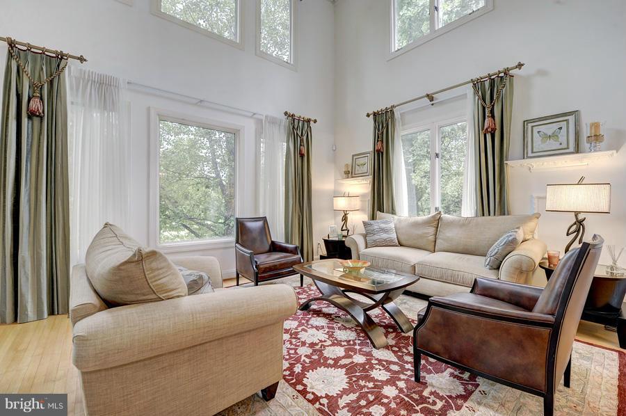 POTOMAC CREST - Residential Lease