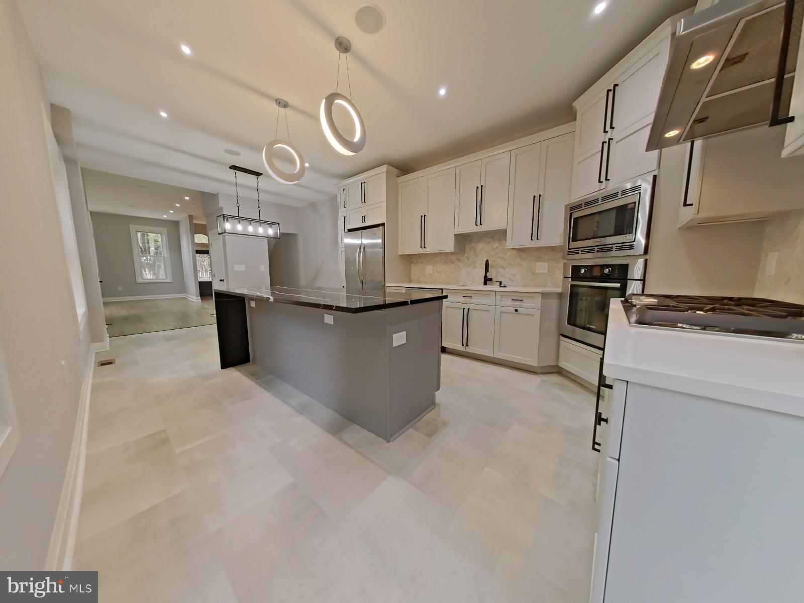 GRADUATE HOSPITAL - Residential