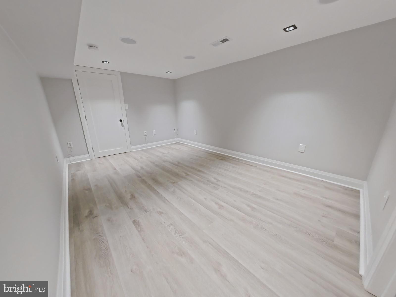 GRADUATE HOSPITAL - Residential