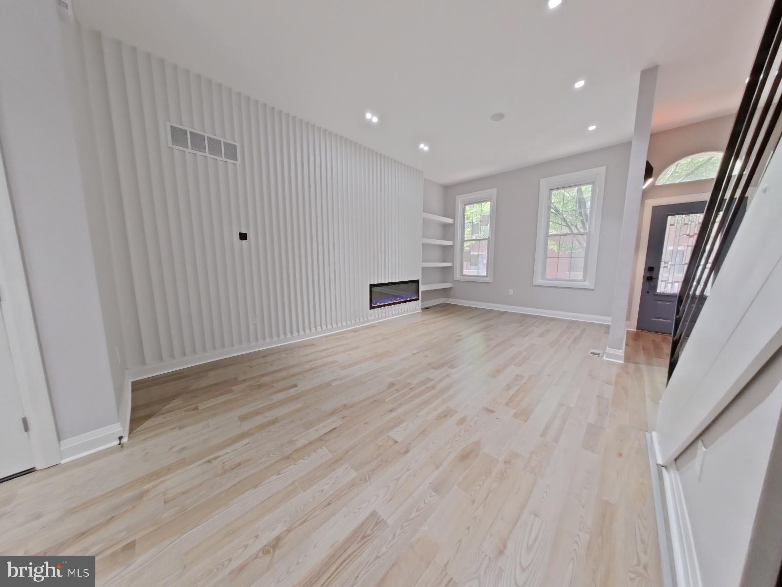 GRADUATE HOSPITAL - Residential