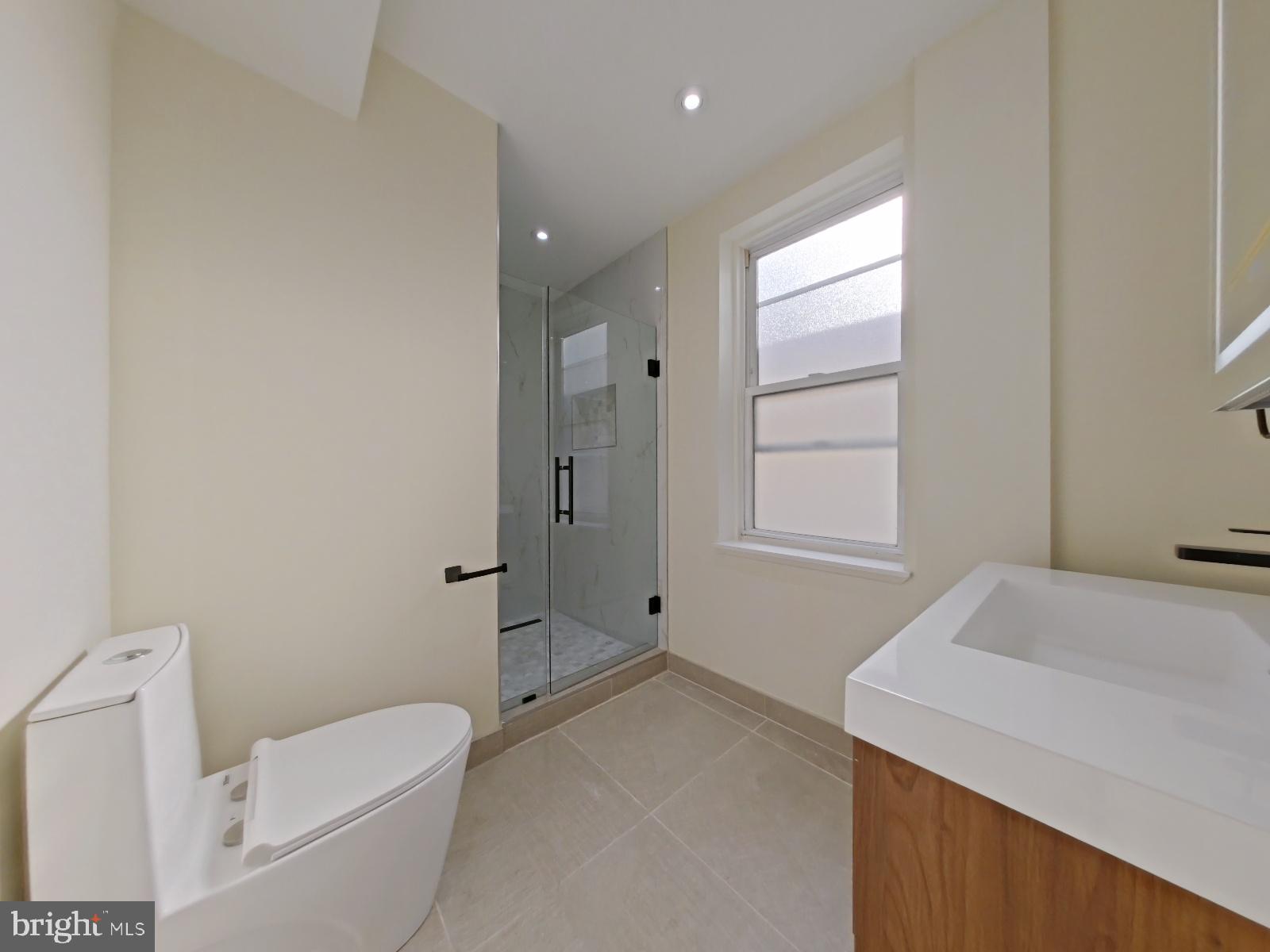 GRADUATE HOSPITAL - Residential