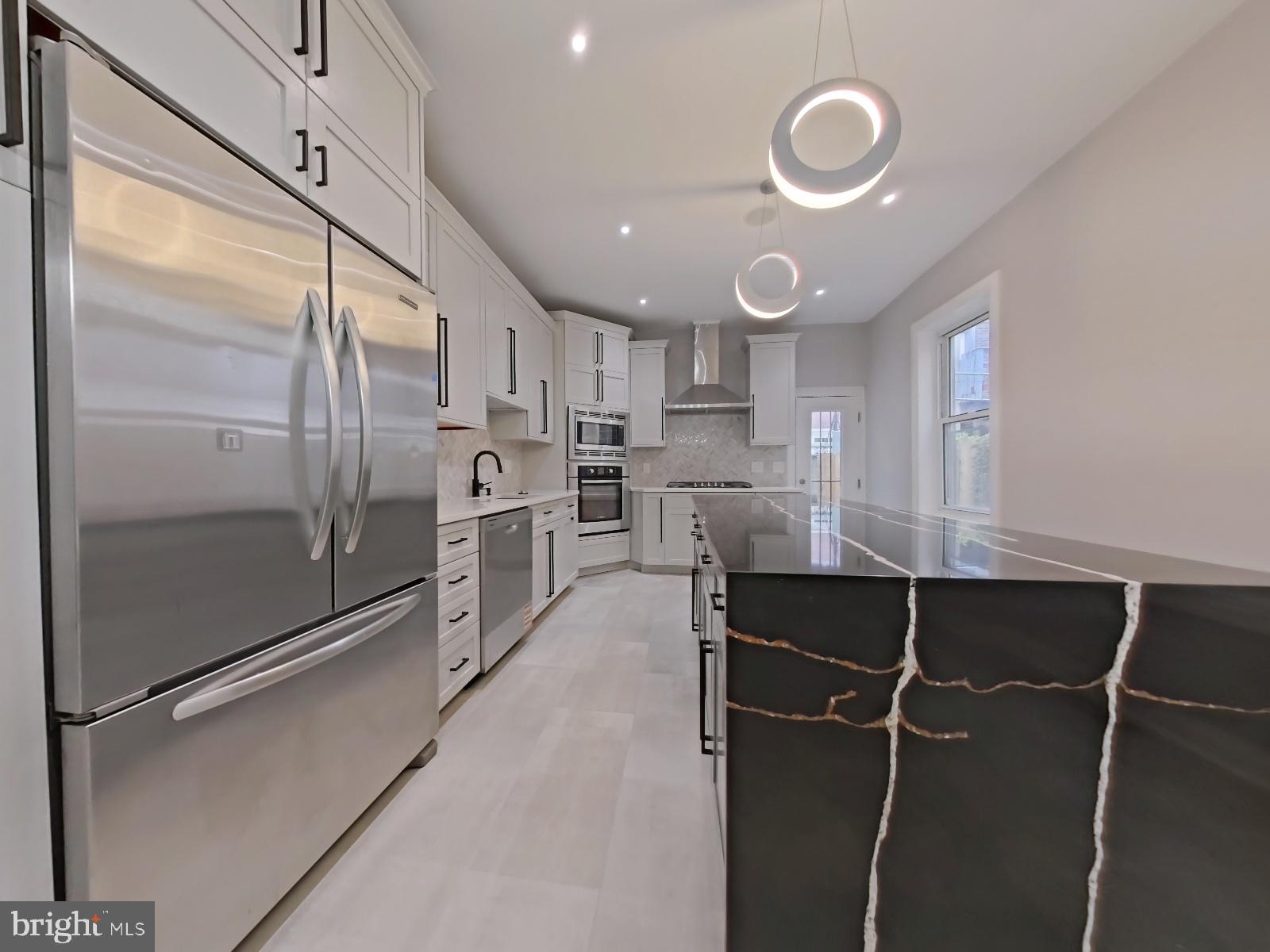 GRADUATE HOSPITAL - Residential