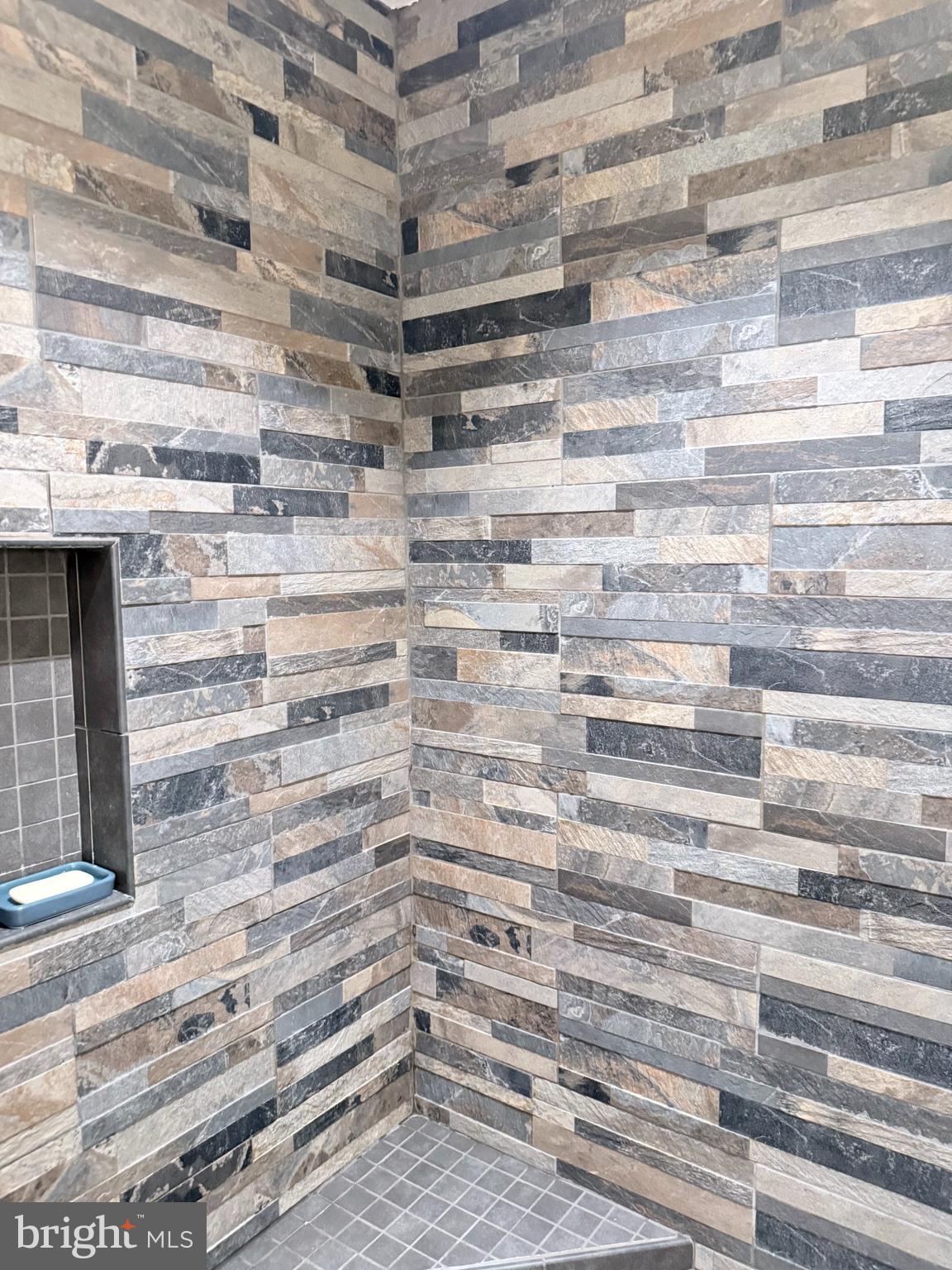 MADISON OF MCLEAN - Residential