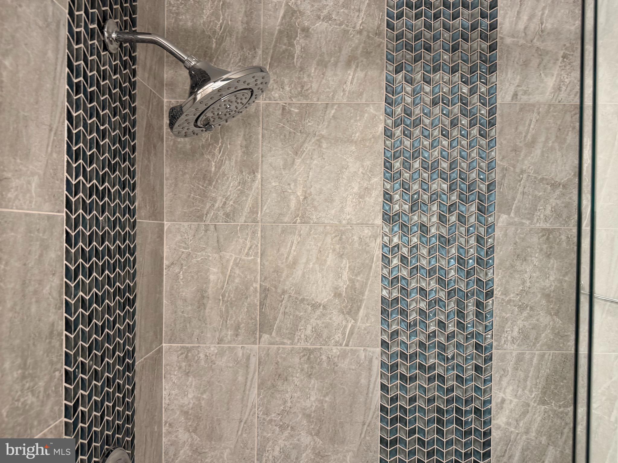 MADISON OF MCLEAN - Residential