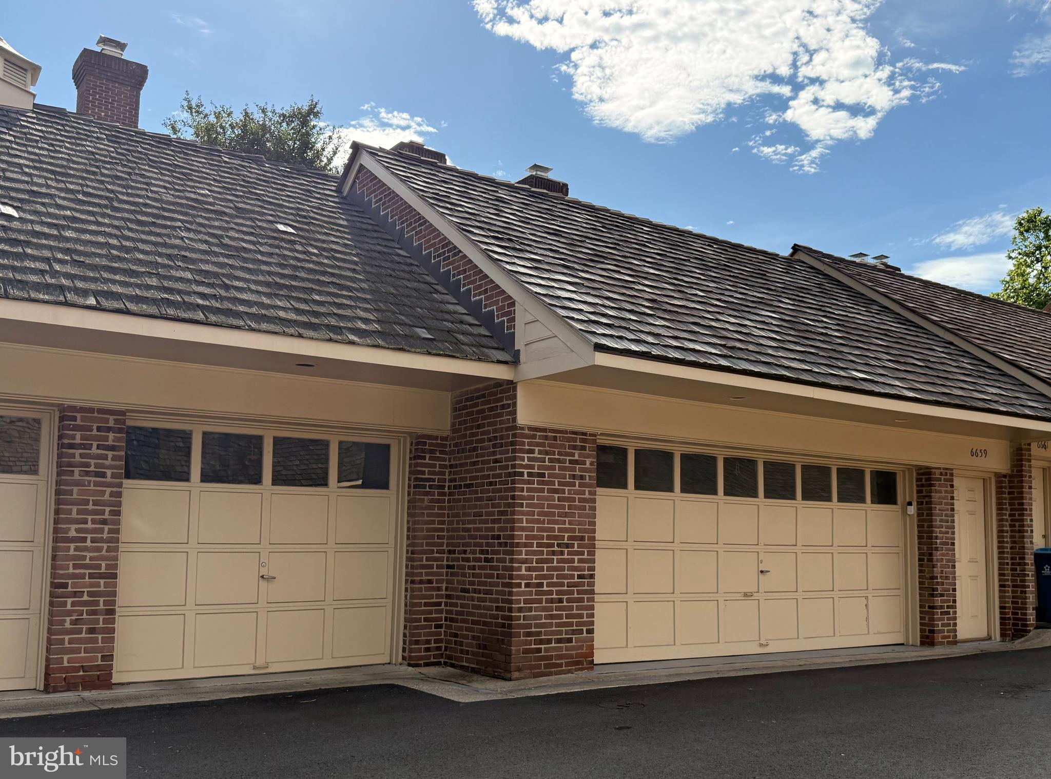 MADISON OF MCLEAN - Residential