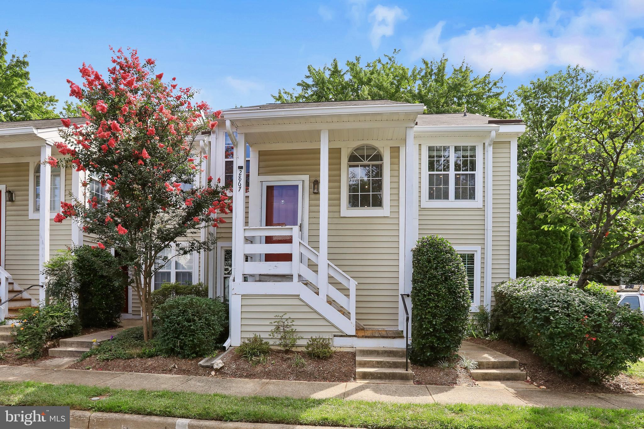 2867 YARLING COURT