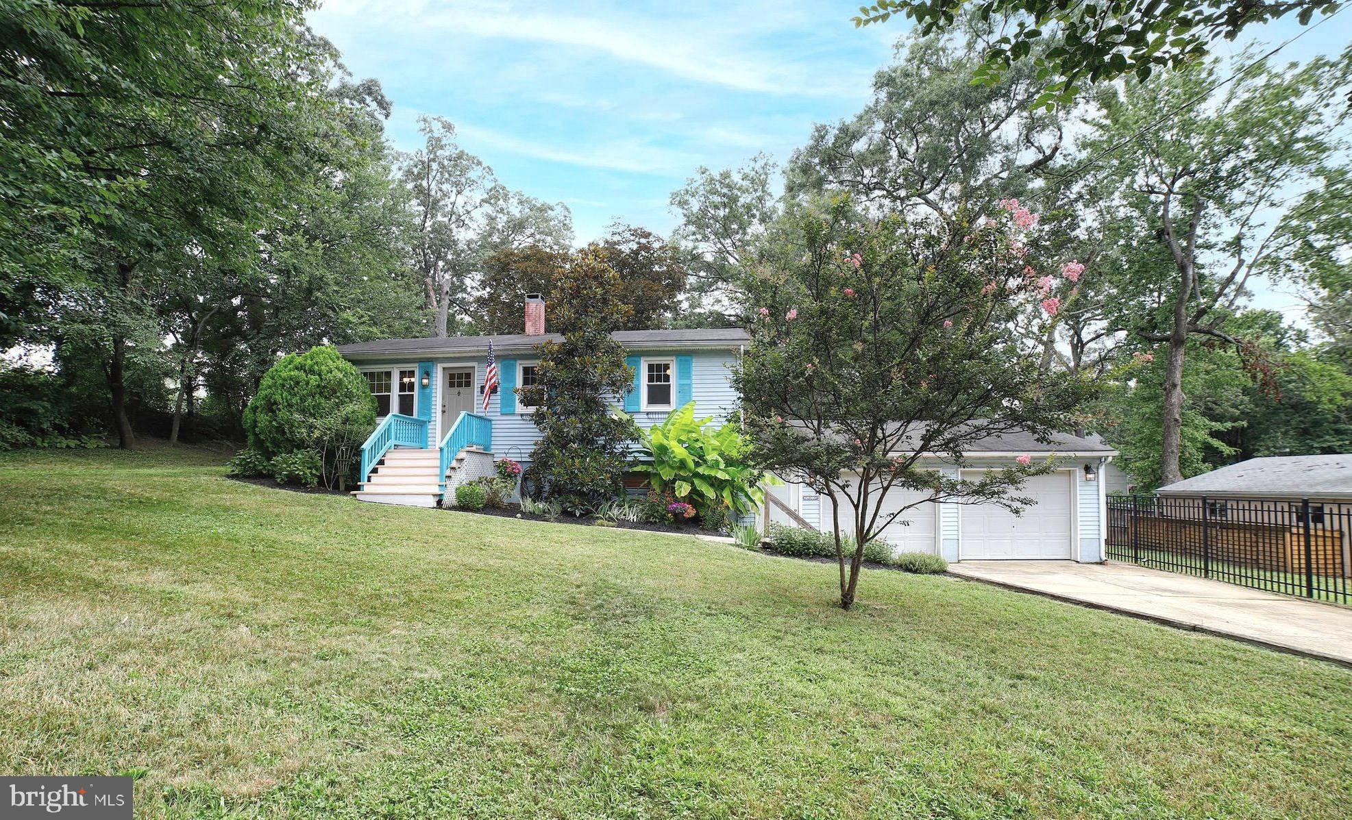 Lovely home in Annapolis close to everything you need. 4bd, 1.5ba Raised Rancher with a large 2.5 Bay garage and plenty of parking in the driveway. The main level has LVT flooring with 3bd/1 Full bath, a sun filled living room and the kitchen features 42" Oak cabinets, corian countertops and newer appliances as well as access to a private backyard deck with a new sun awning. The lower level boasts a private bedroom with ceiling fan, large family room with new LVT flooring, wood stove with glass viewing window to better enjoy a warm fire , a utility room/half bath with Samsung Over/Under Washer/Dryer, utility shower, refrigerator & mechanicals. The garage is a full 2.5 bays with automatic door entry, plenty of room for storage and/or a work bench as well as entries to the backyard, driveway and the lower level interior. The spacious yard has freshly mulched & well maintained gardens with lots of perennials and a thriving banana tree.
The home is within walking distance to Pip Moyer Rec Center, the Chesapeake Children's Museum and a short walk across a bridge to Truxtun Park Pool, Skate board park, Tennis & Pickleball courts and a public boat ramp for boating enthusiasts. Nearby as well, is Maryland Hall for theater & concerts, West Street with restaurants & shopping as well as Dining under the stars in season. You are no more than 10 minutes to Downtown Annapolis, Annapolis Town Center, Anne Arundel Medical Center as well as Aris Allen Blvd which takes you to Rte 50 and any direction you'd like to go.