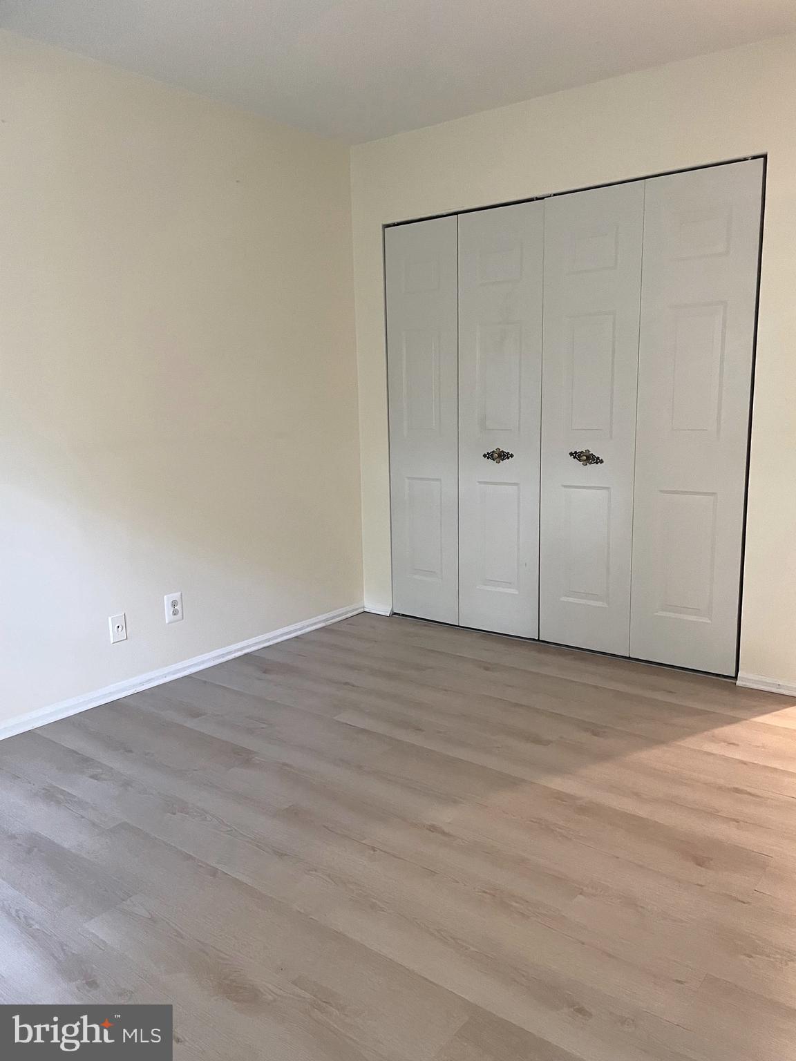 THE COLONIES - Residential Lease