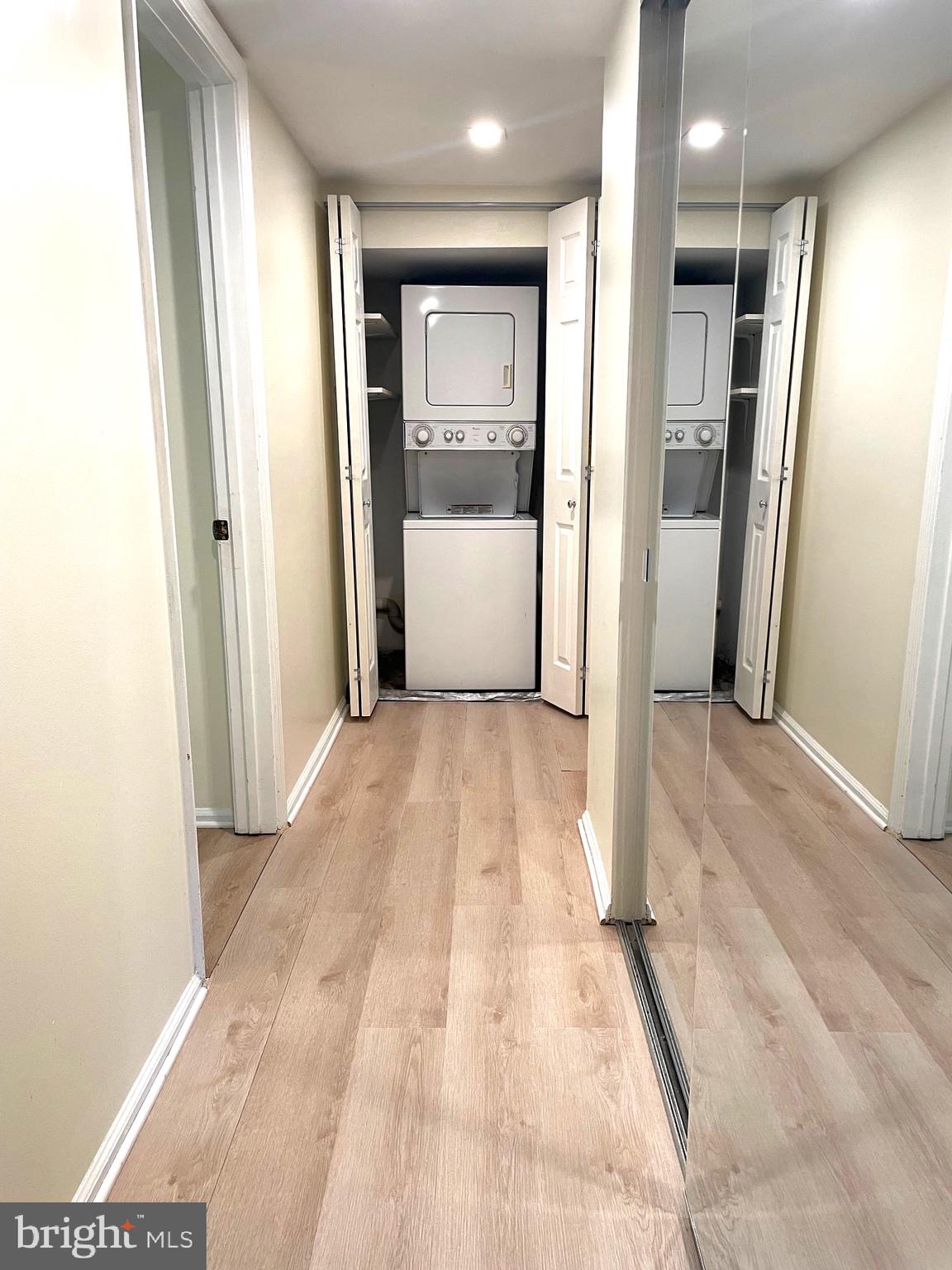 THE COLONIES - Residential Lease