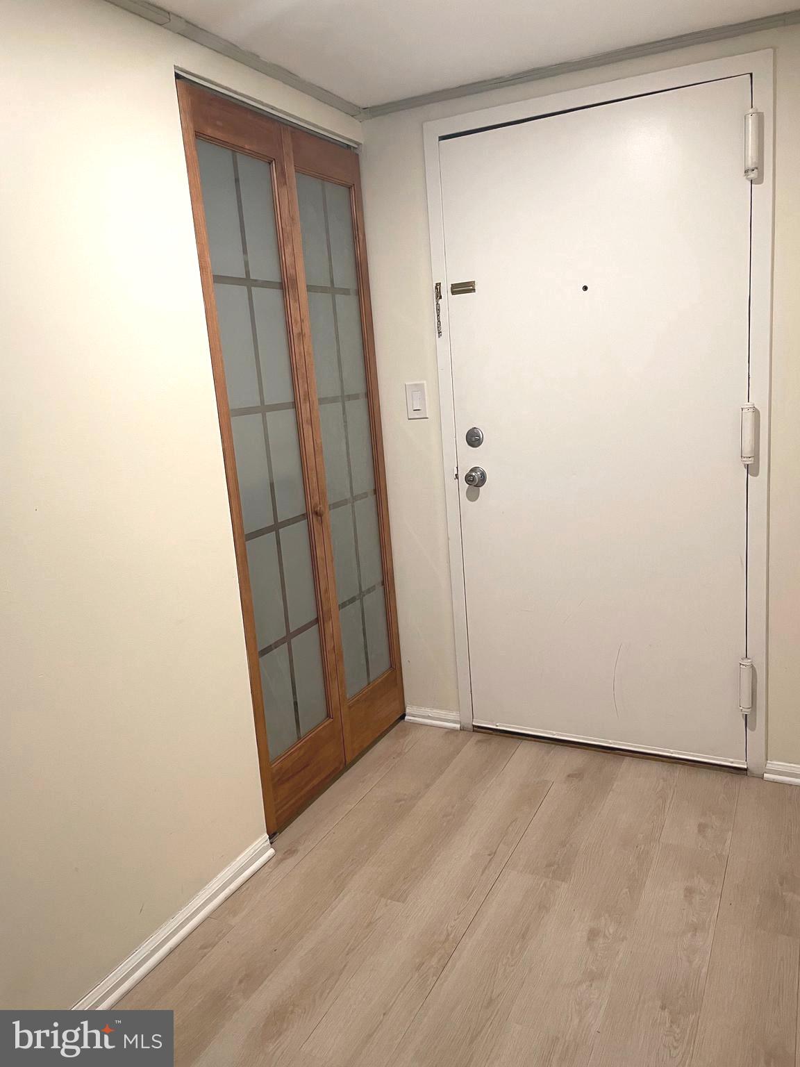 THE COLONIES - Residential Lease