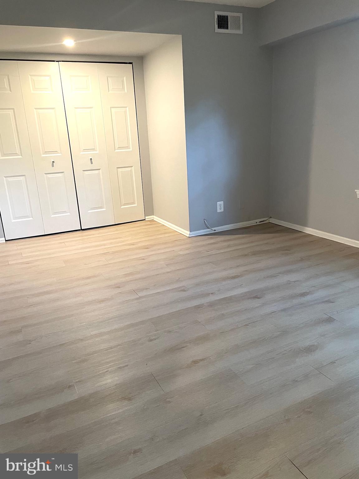 THE COLONIES - Residential Lease