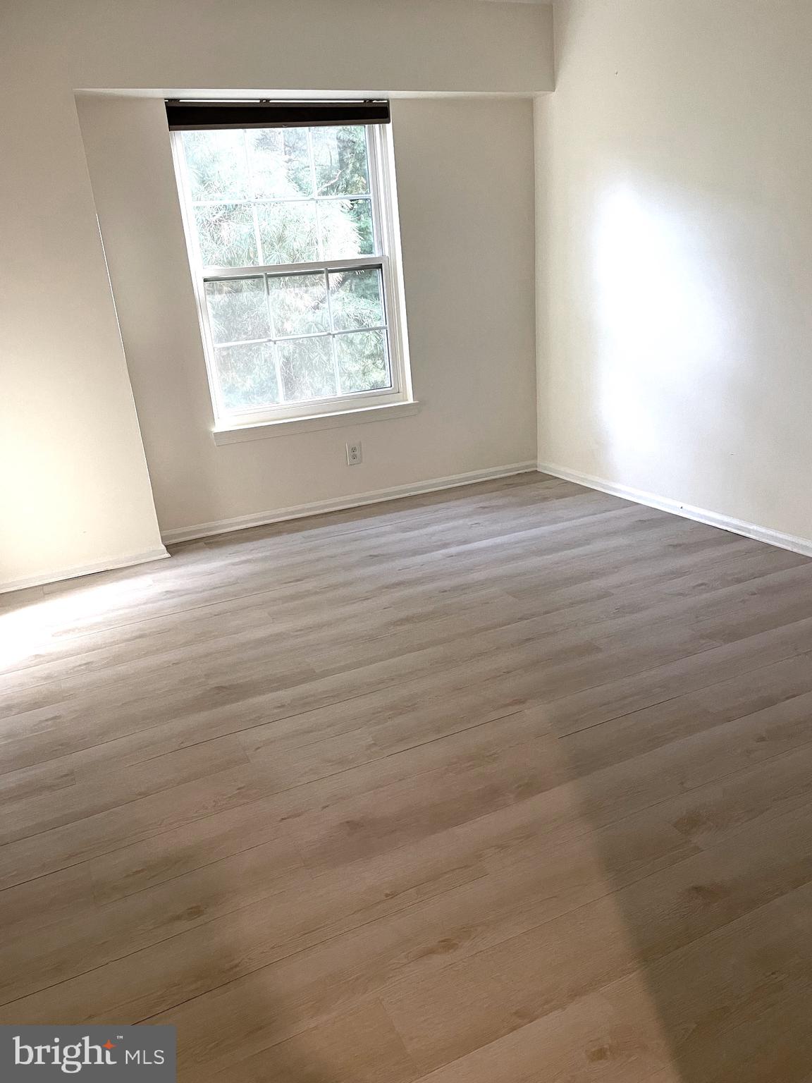 THE COLONIES - Residential Lease