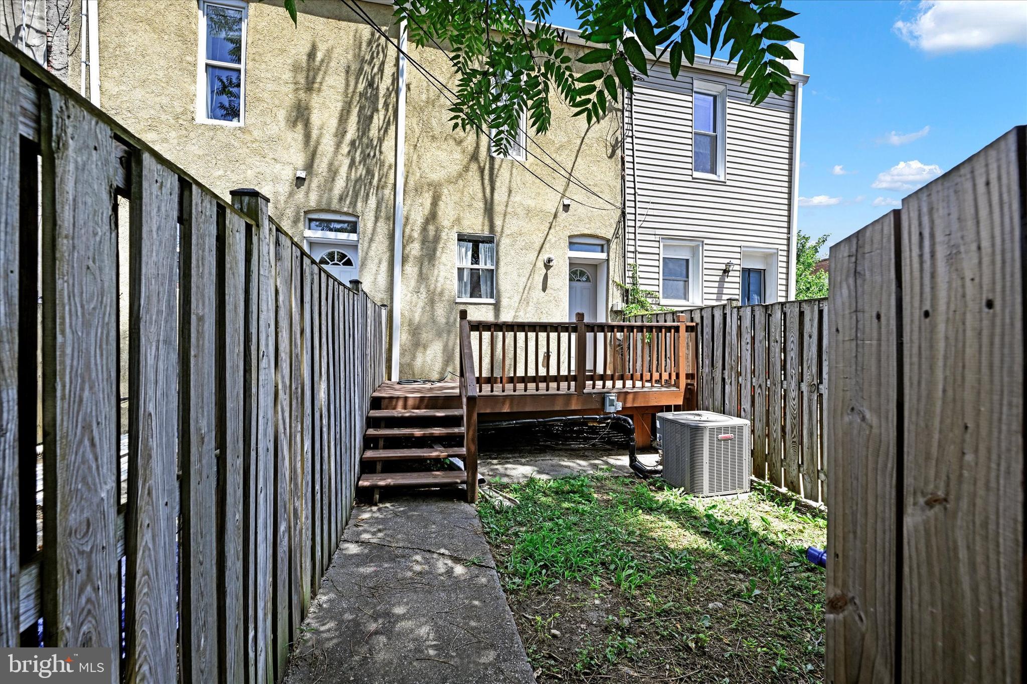 CHARLES VILLAGE - Residential