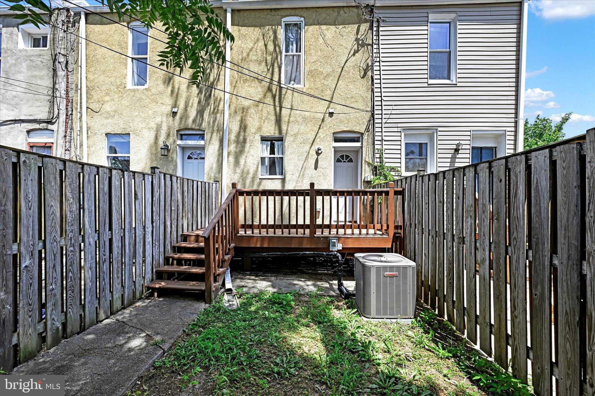 CHARLES VILLAGE - Residential