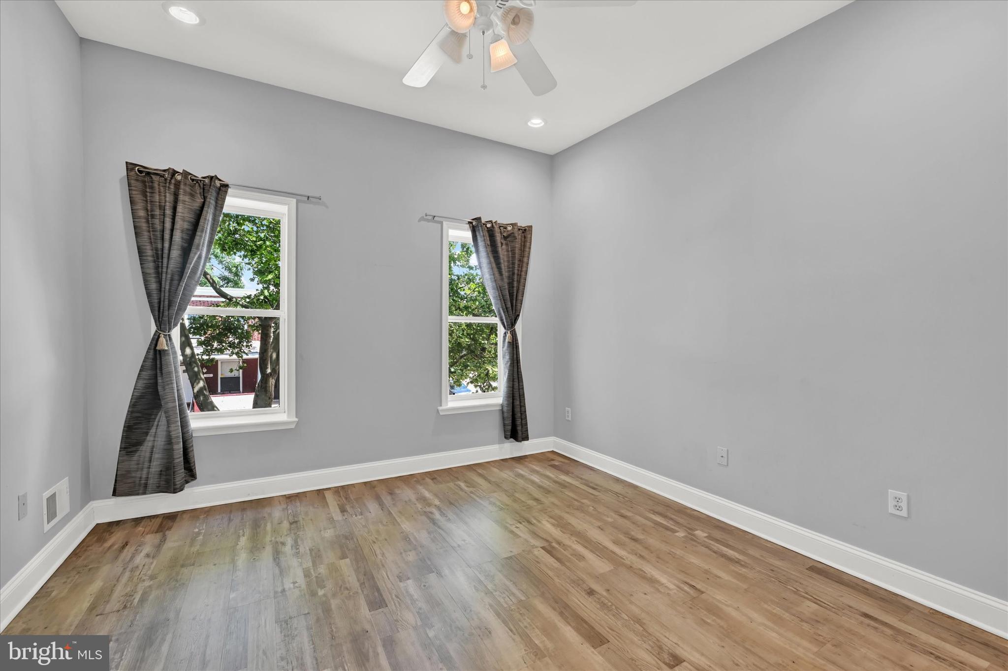 CHARLES VILLAGE - Residential