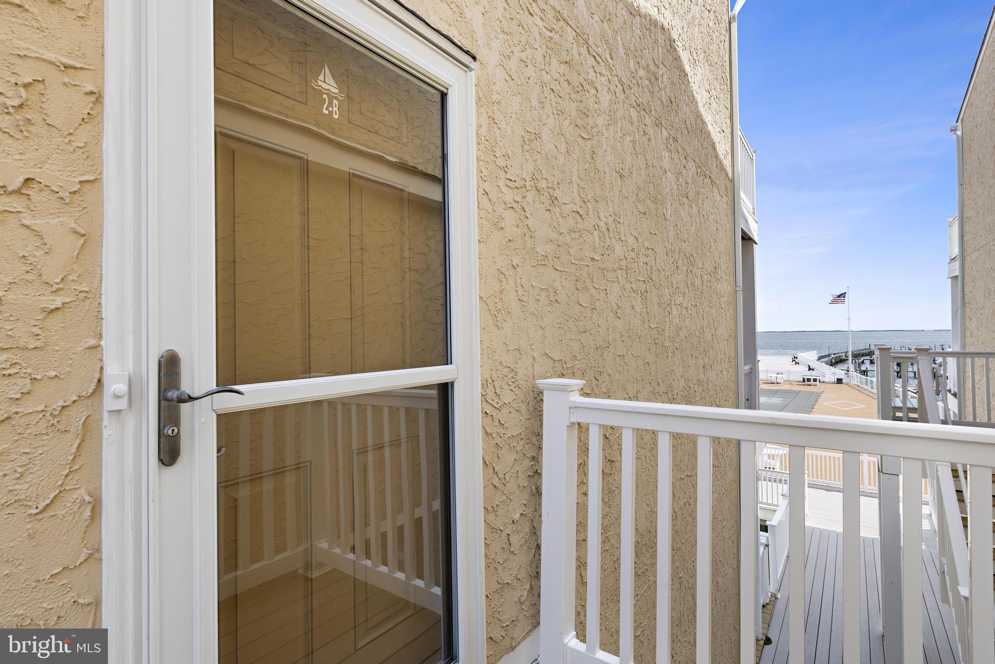 401 BAY SHORE DRIVE 2B