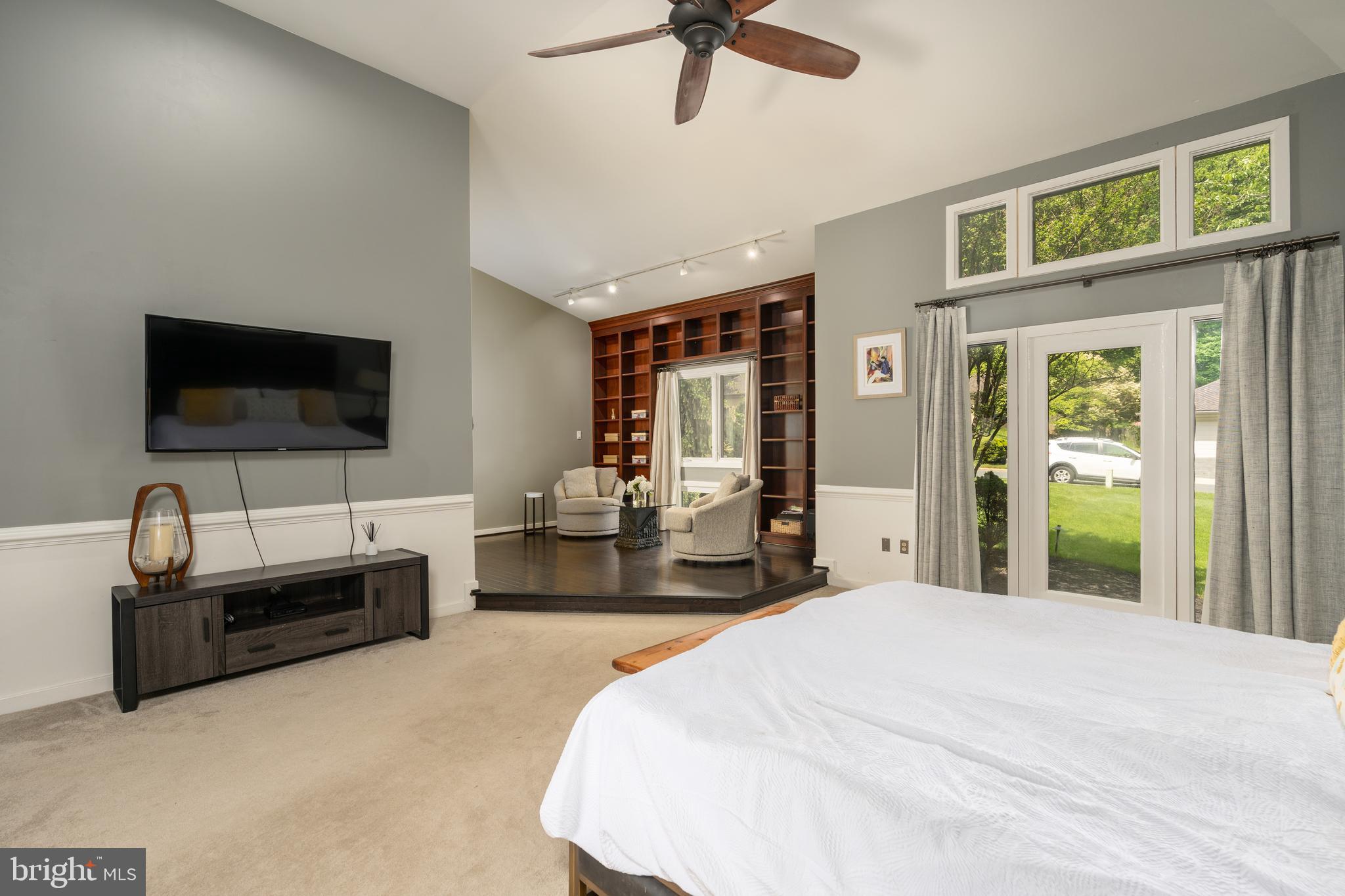 FAWSETT FARMS MANOR - Residential