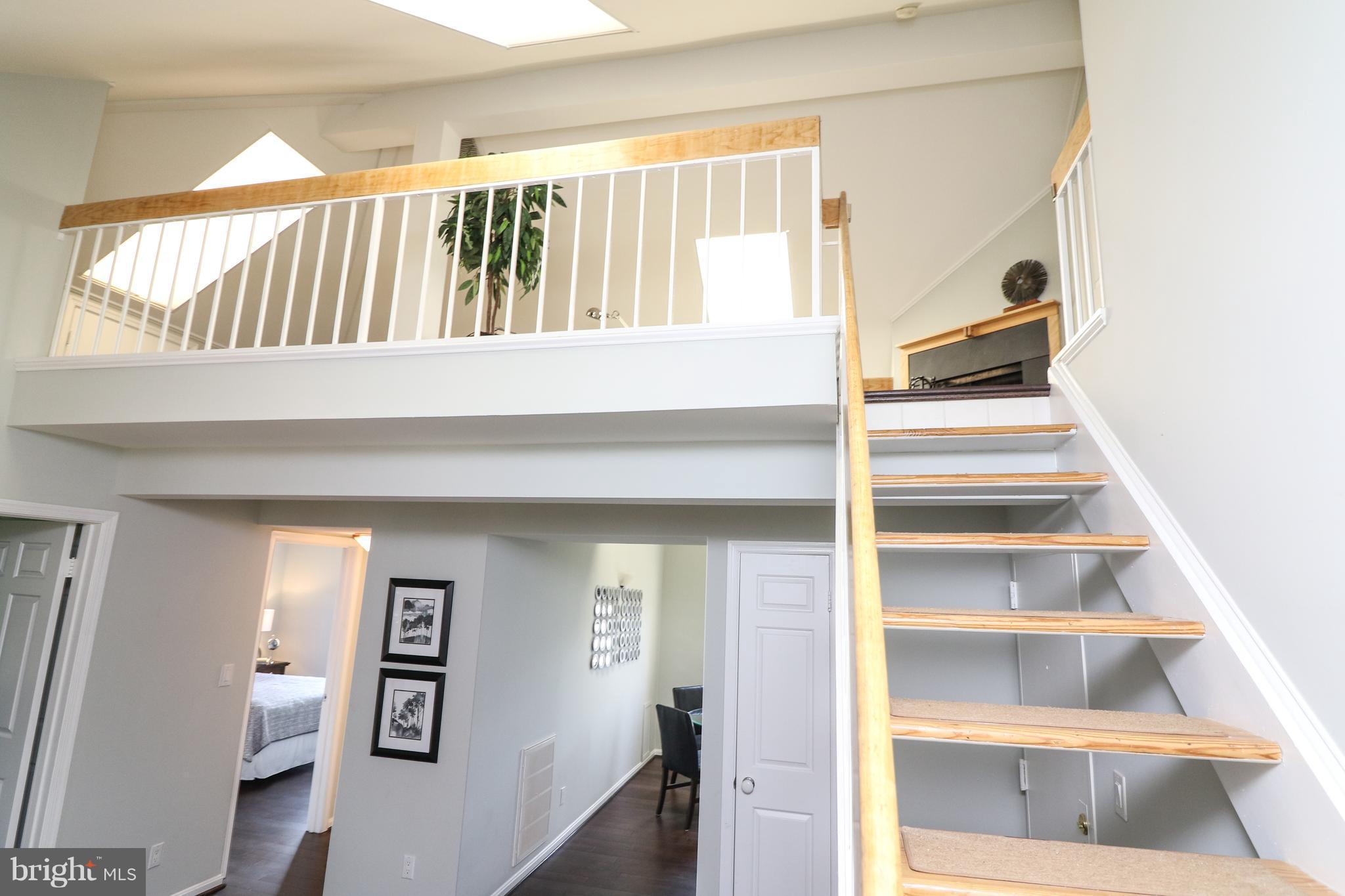 HARBOR TERRACE - Residential