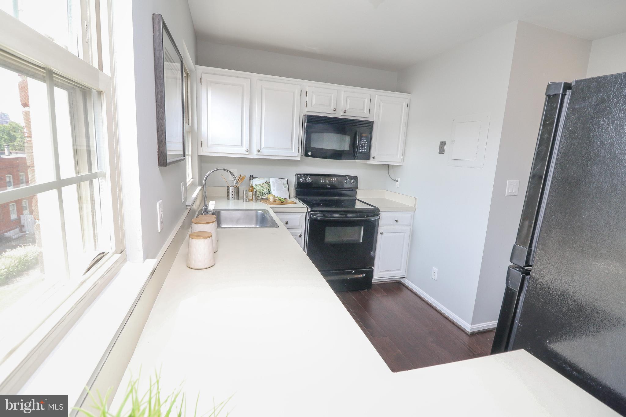 HARBOR TERRACE - Residential