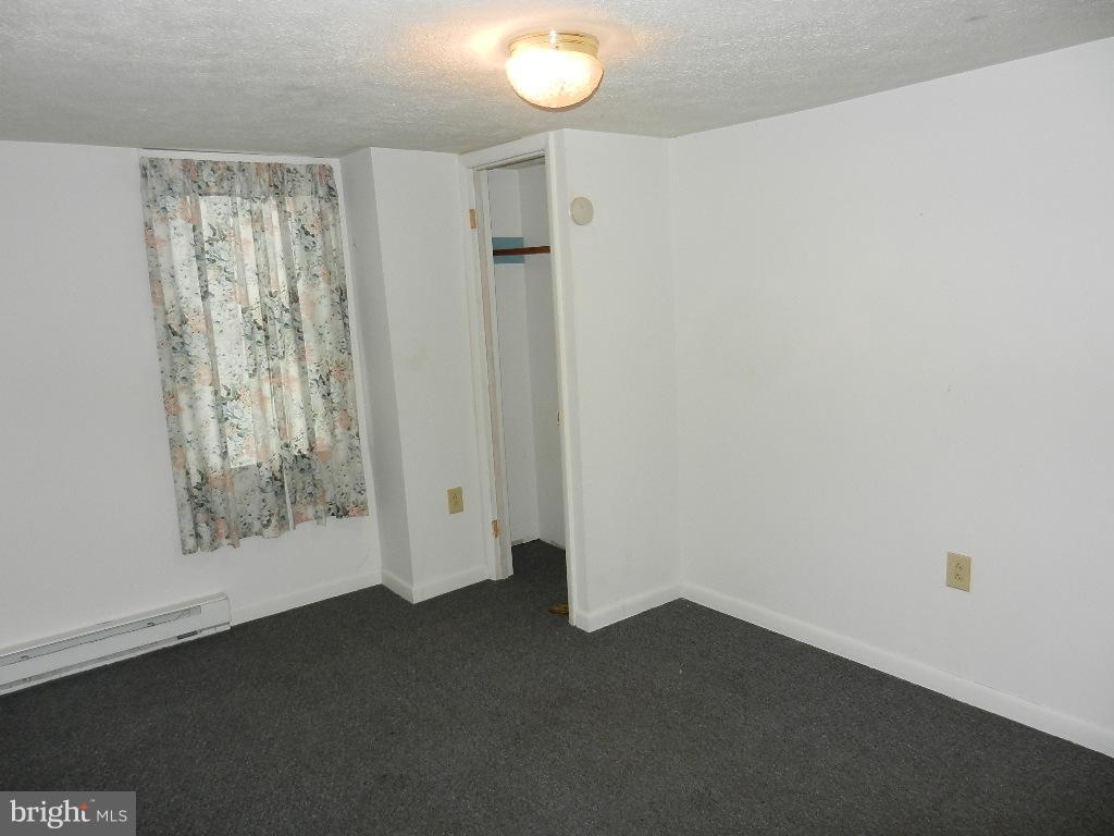 BLACK ADDITION - Residential