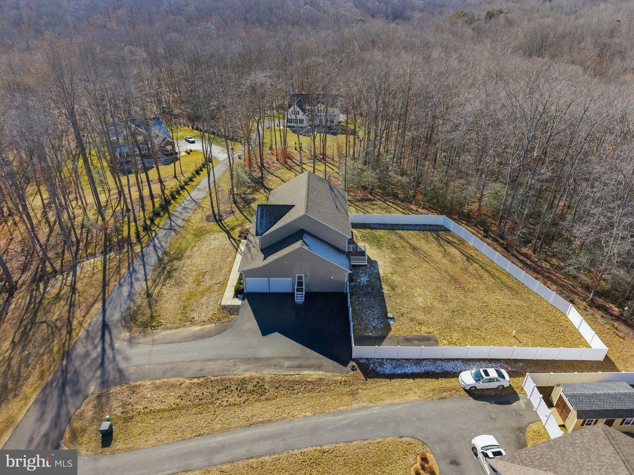 OAKLAND HALL - Residential