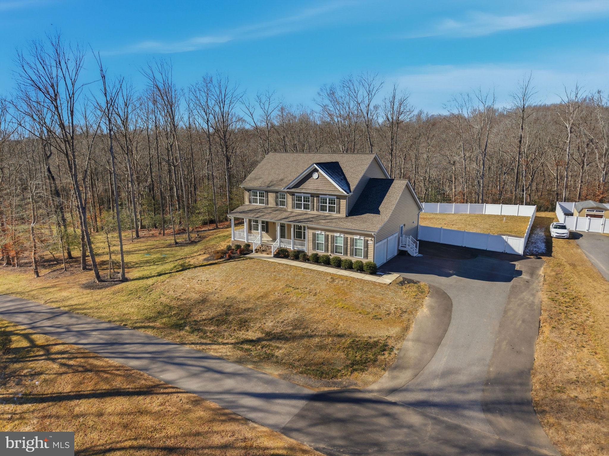 OAKLAND HALL - Residential