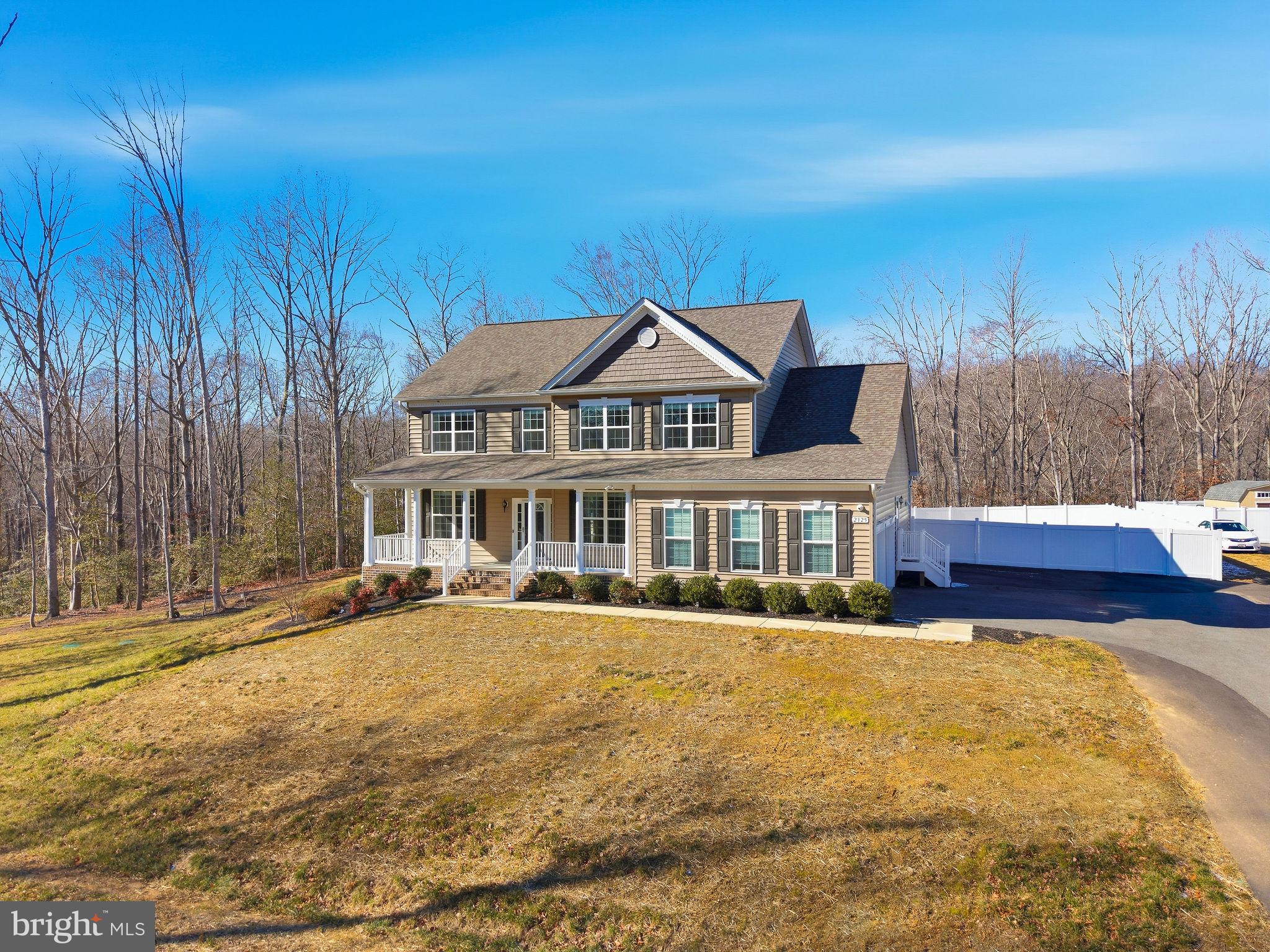 OAKLAND HALL - Residential