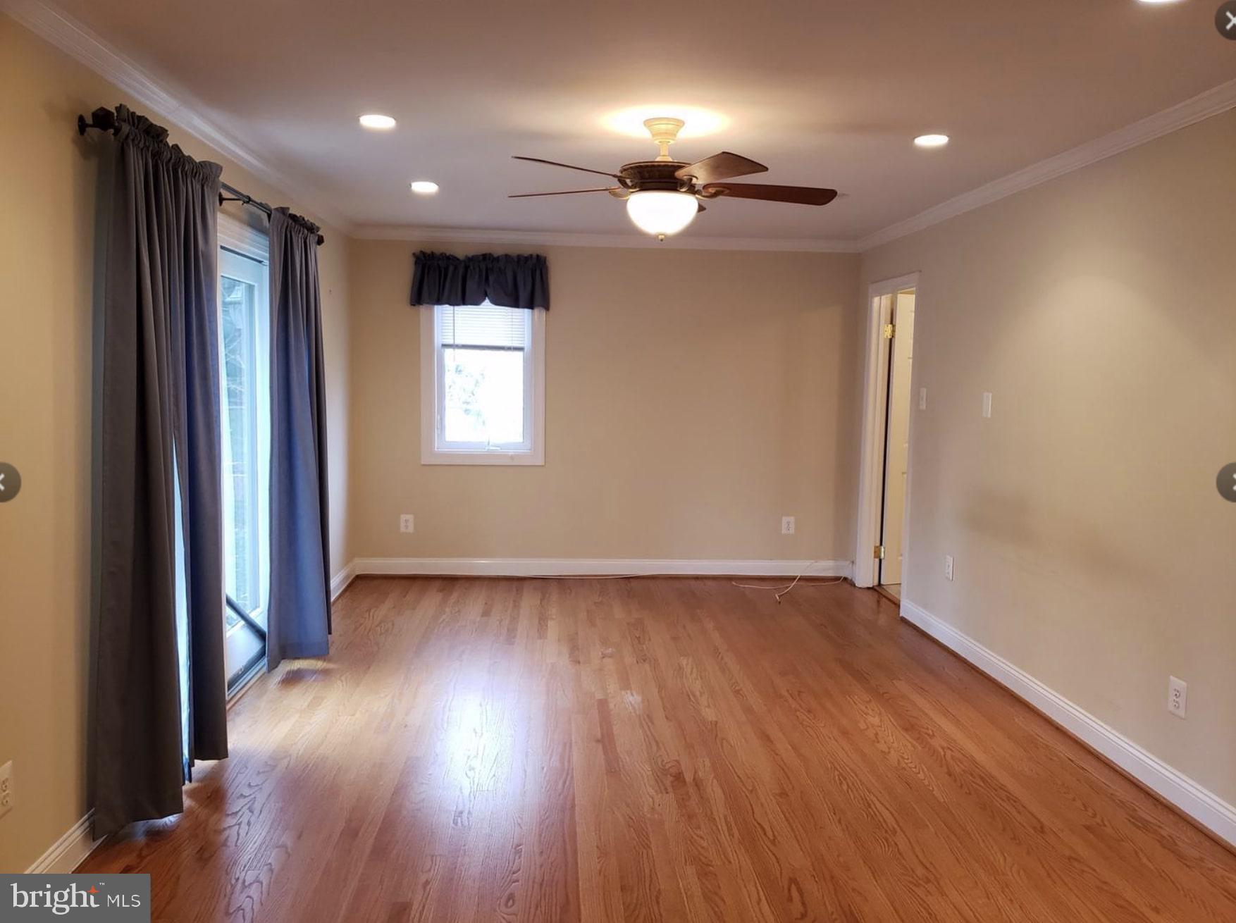 BOULEVARD MANOR - Residential Lease