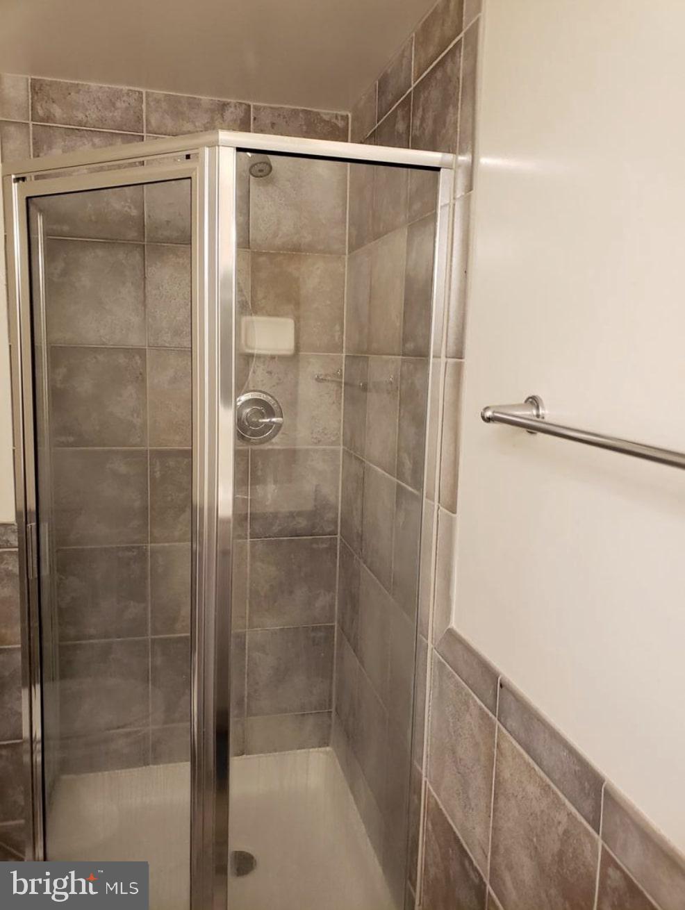 BOULEVARD MANOR - Residential Lease