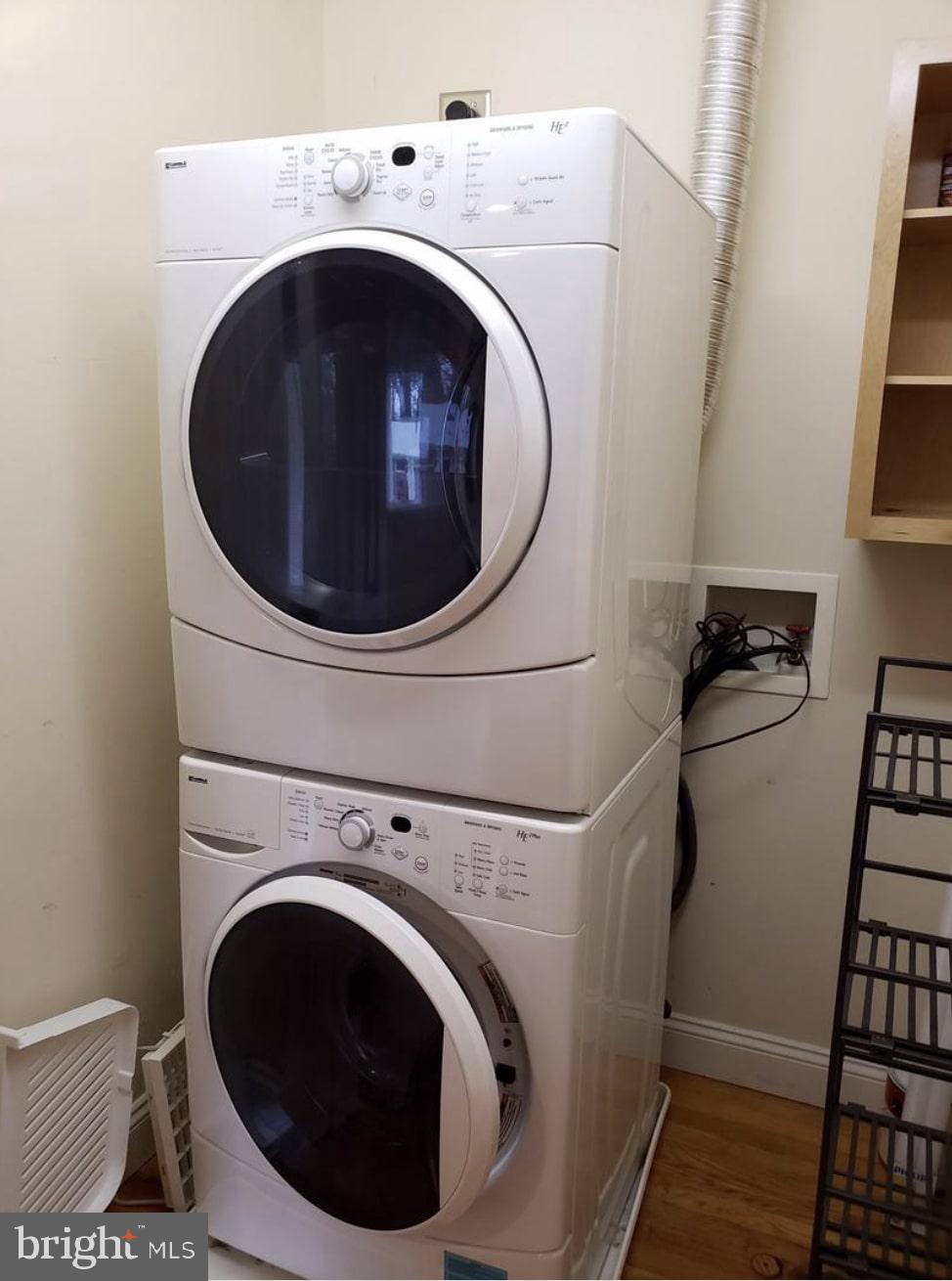 BOULEVARD MANOR - Residential Lease