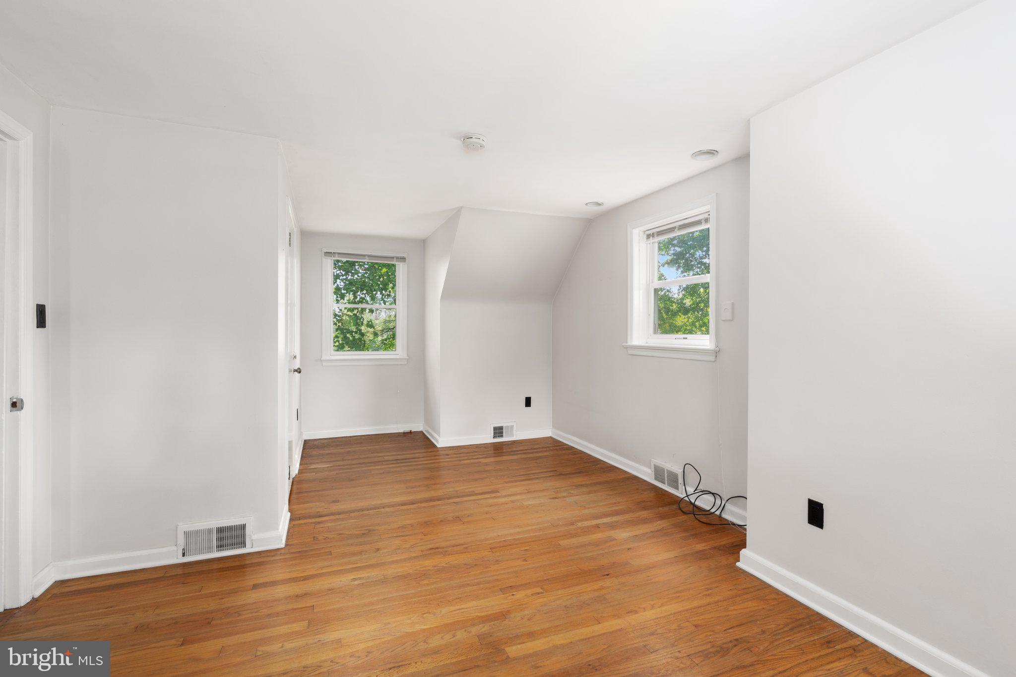 MAPLEWOOD - Residential