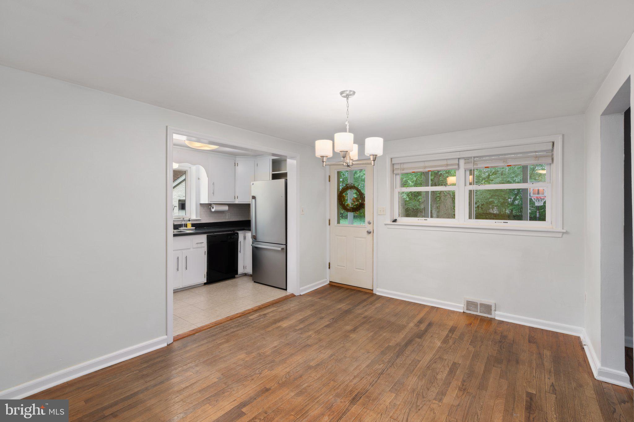 MAPLEWOOD - Residential