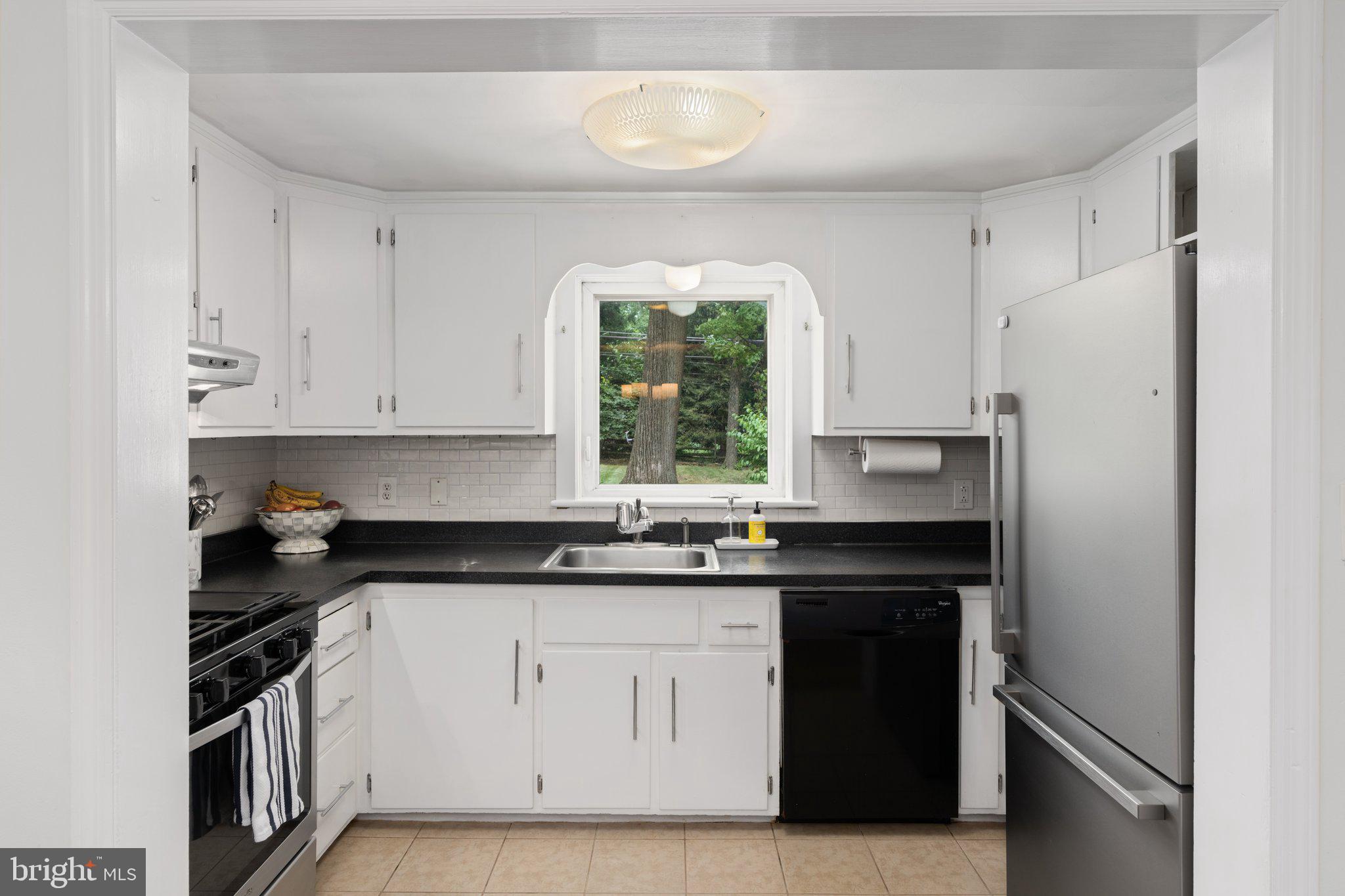 MAPLEWOOD - Residential
