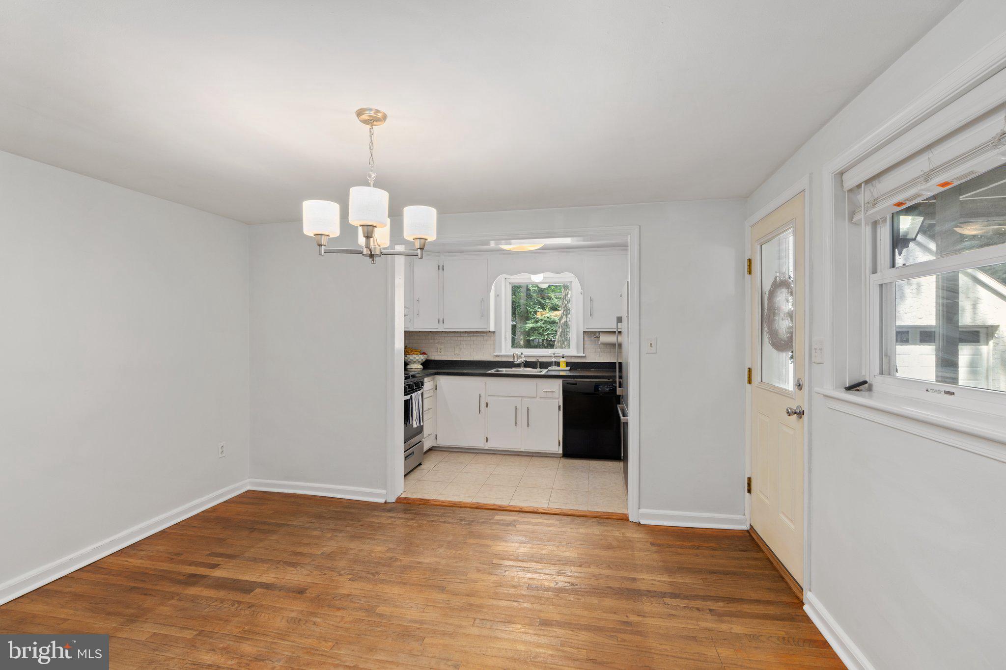 MAPLEWOOD - Residential