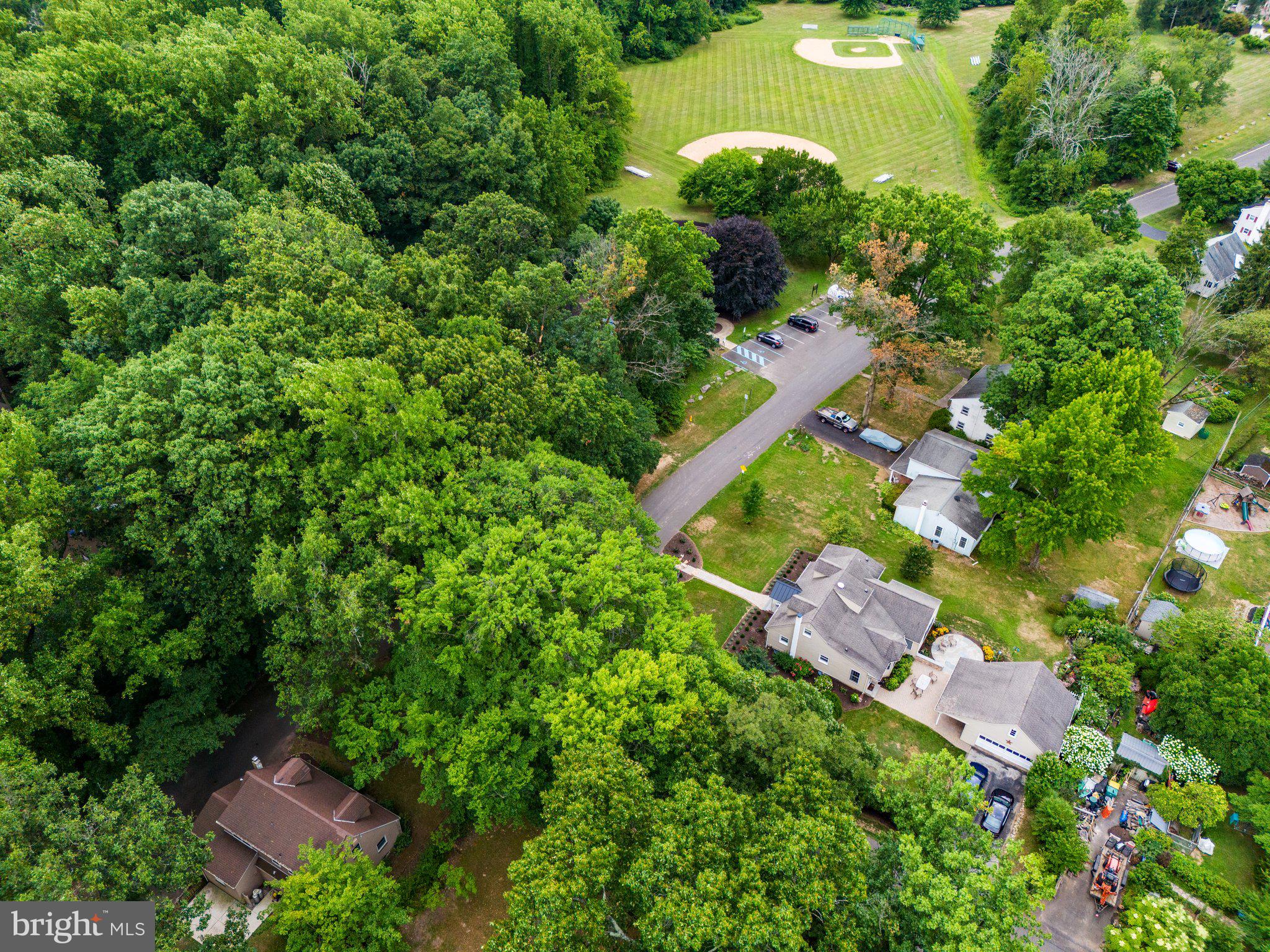 MAPLEWOOD - Residential
