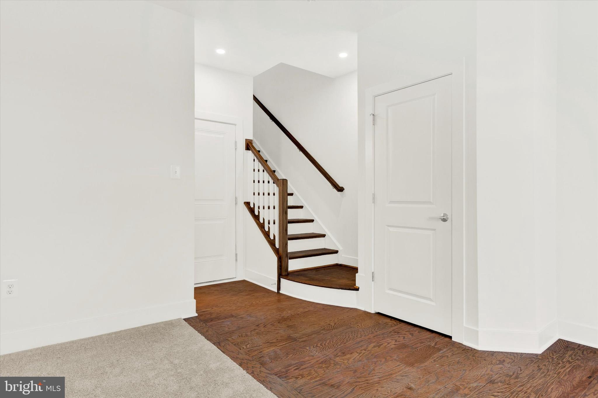 THE GROVE - Residential Lease