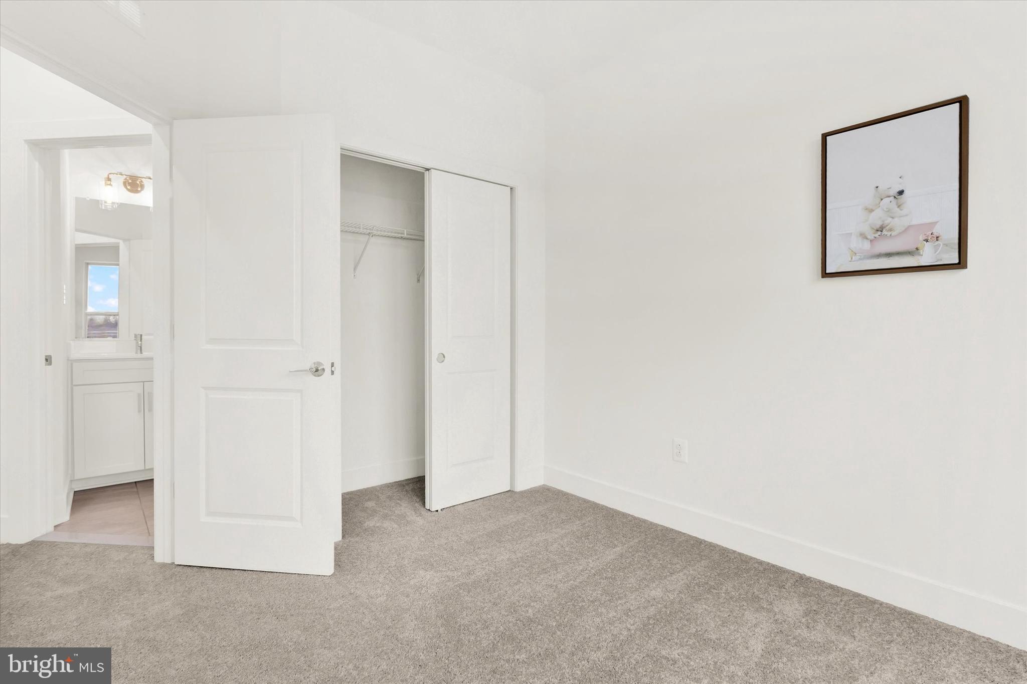 THE GROVE - Residential Lease