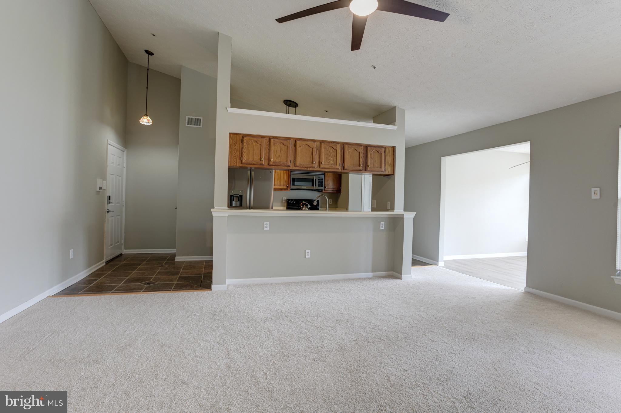 BRENTWOOD CONDO - Residential