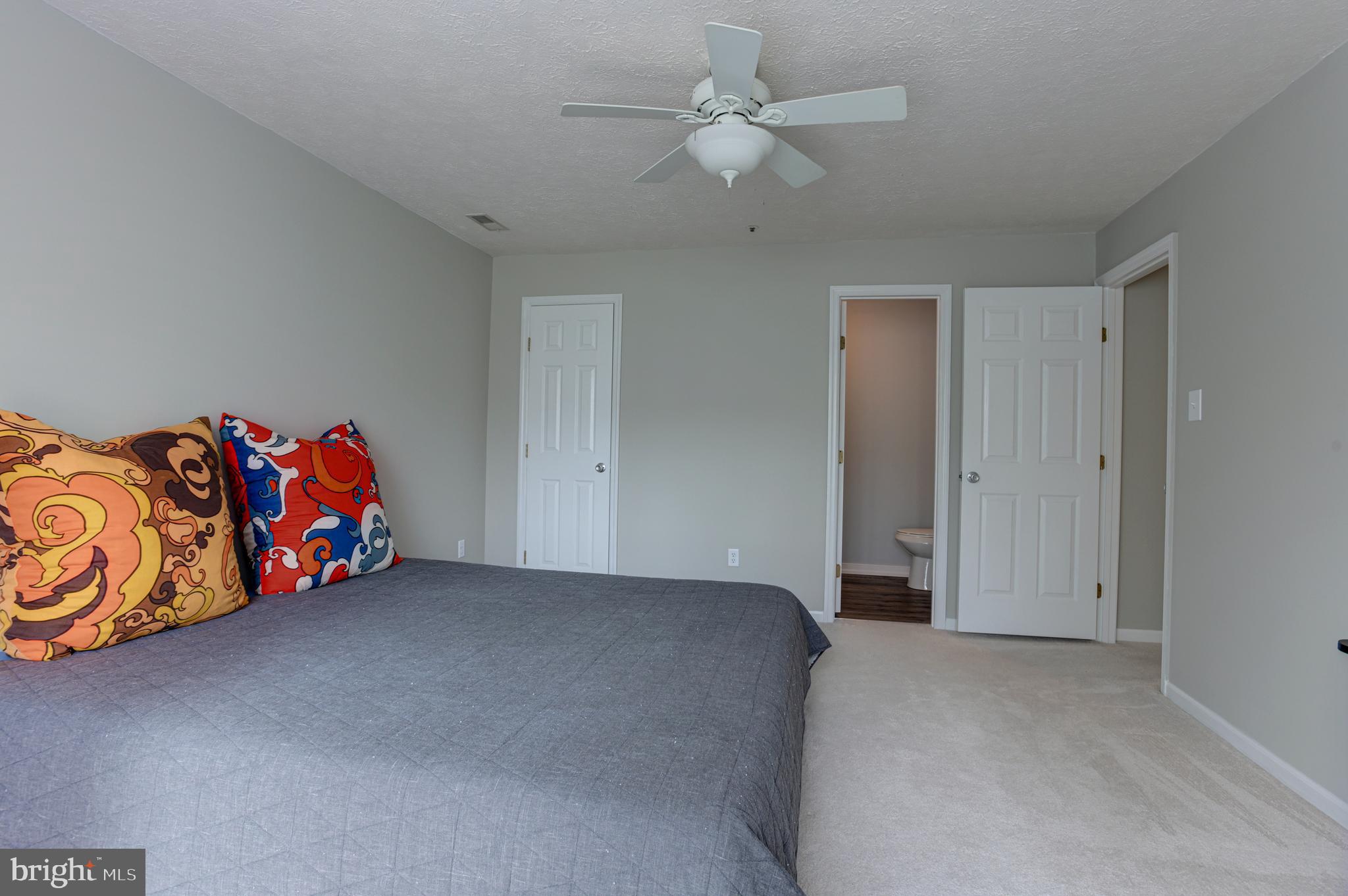 BRENTWOOD CONDO - Residential