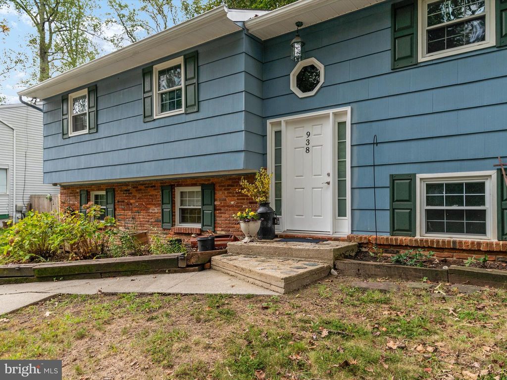 Photo of 938 Diggs Road, CROWNSVILLE, MD 21032 (MLS # MDAA2126164)