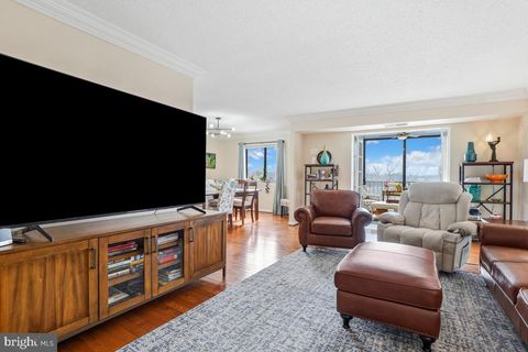 Photo of 5904 Mount Eagle Drive #516, ALEXANDRIA, VA 22303 (MLS # VAFX2294318)