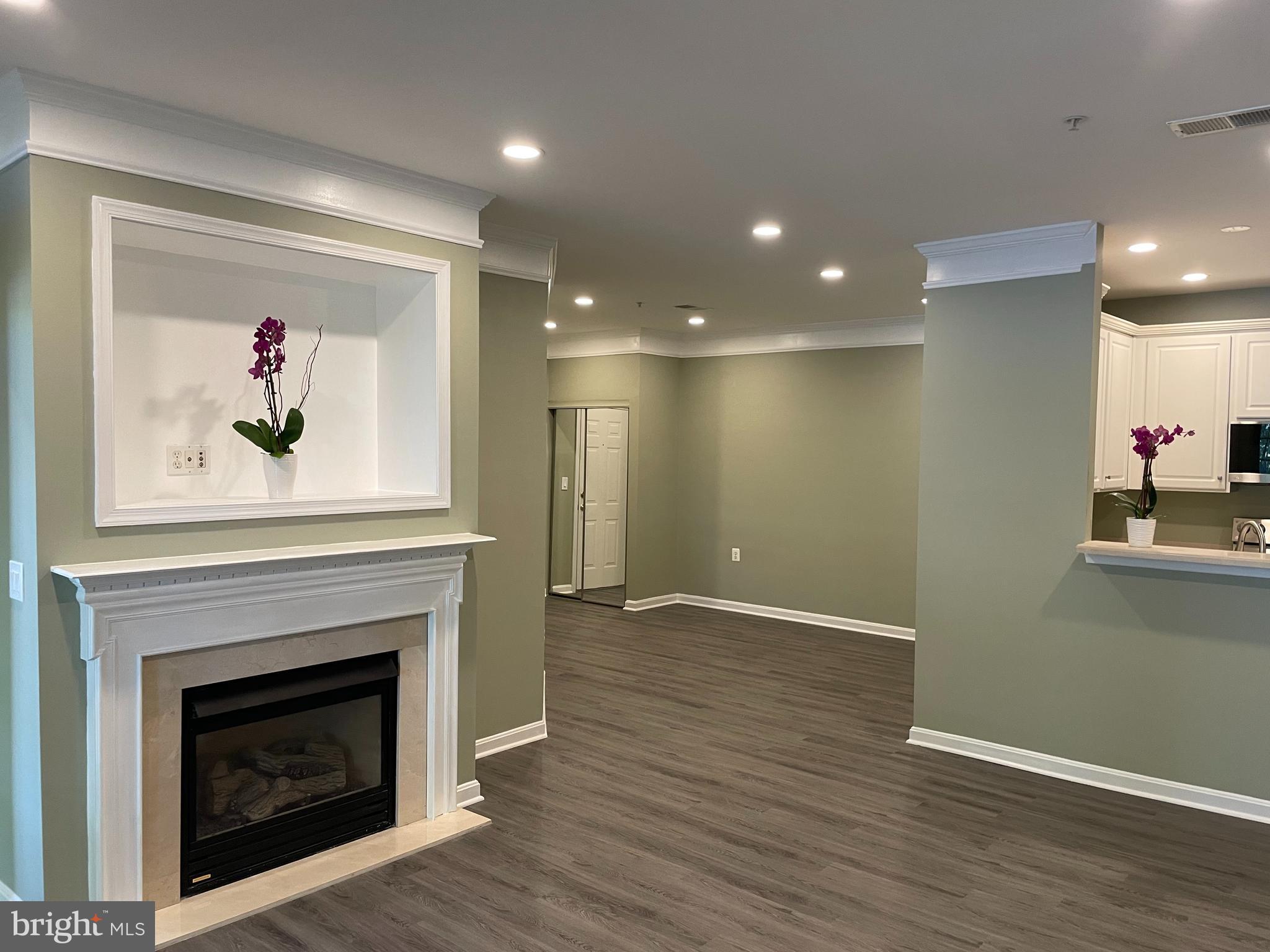 MADISON PARK AT WEST MARKET - Residential Lease