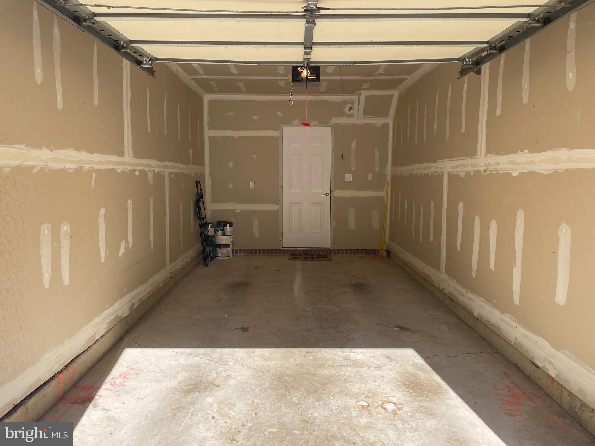 MADISON PARK AT WEST MARKET - Residential Lease