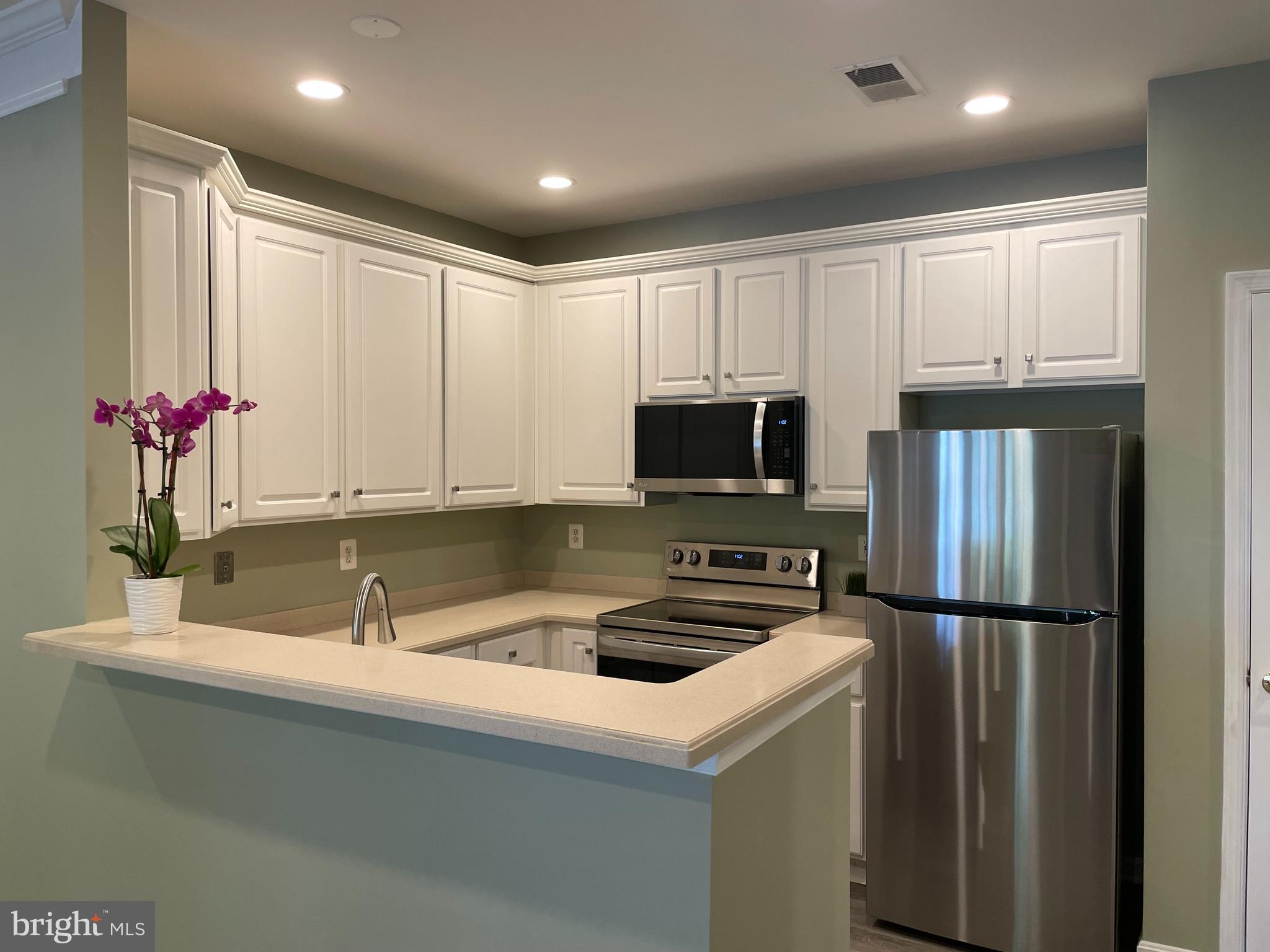 MADISON PARK AT WEST MARKET - Residential Lease