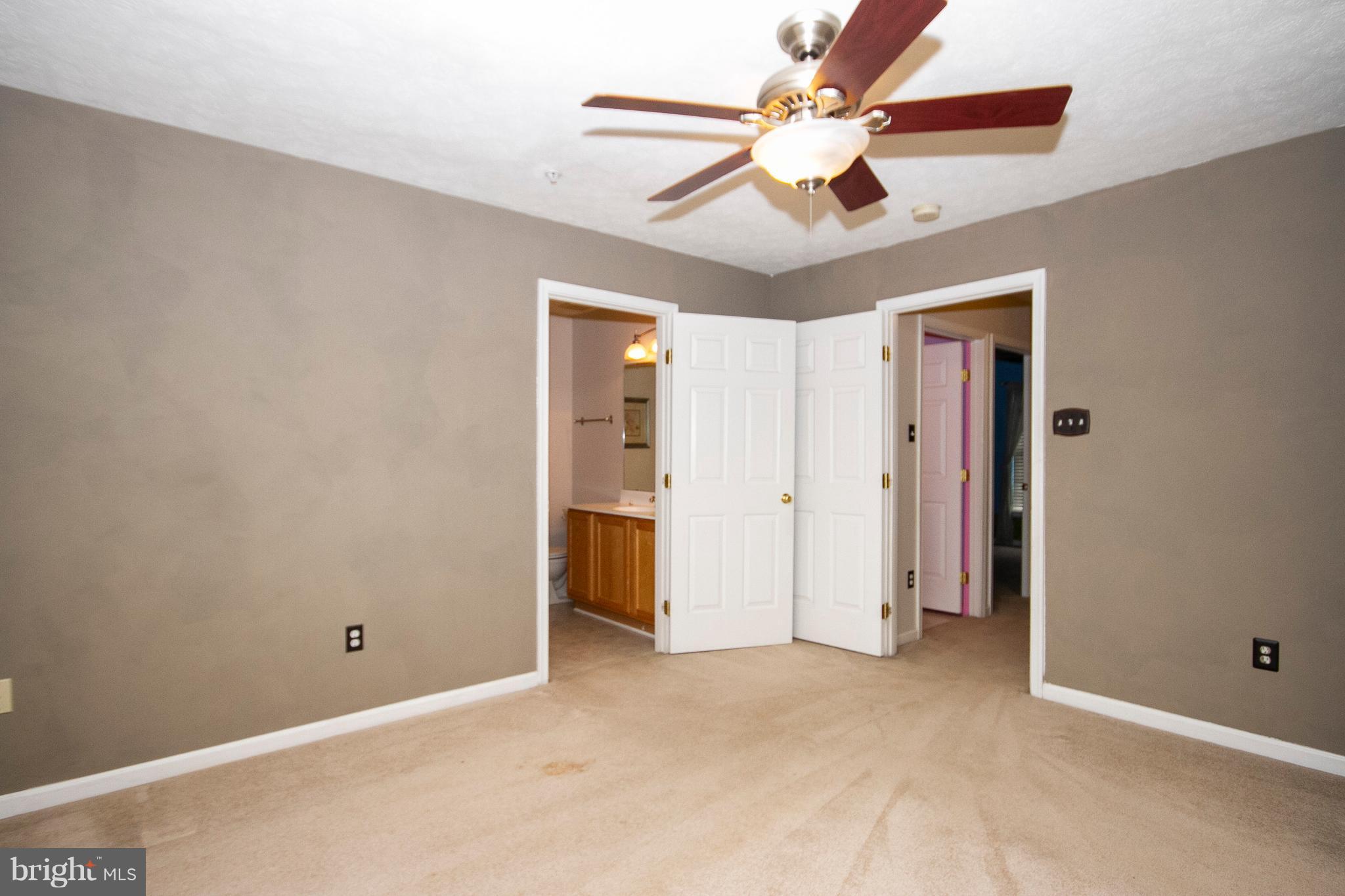 CONSTANT FRIENDSHIP - Residential Lease