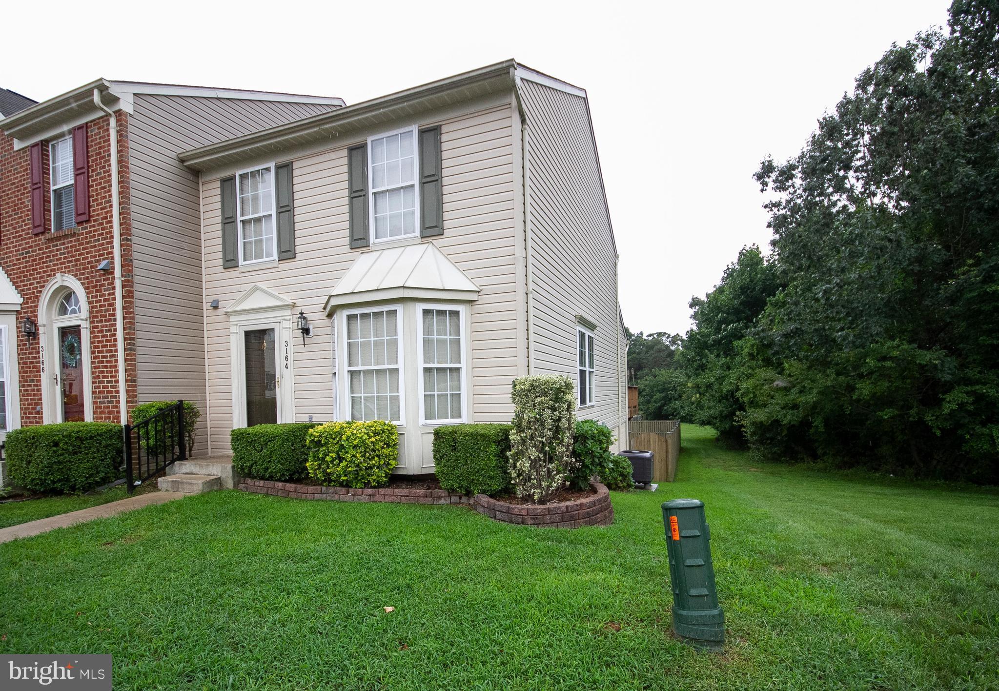 CONSTANT FRIENDSHIP - Residential Lease