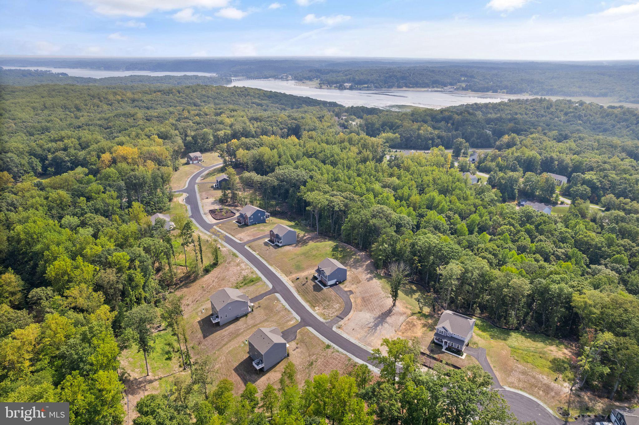 AQUIA OVERLOOK - Residential Lease