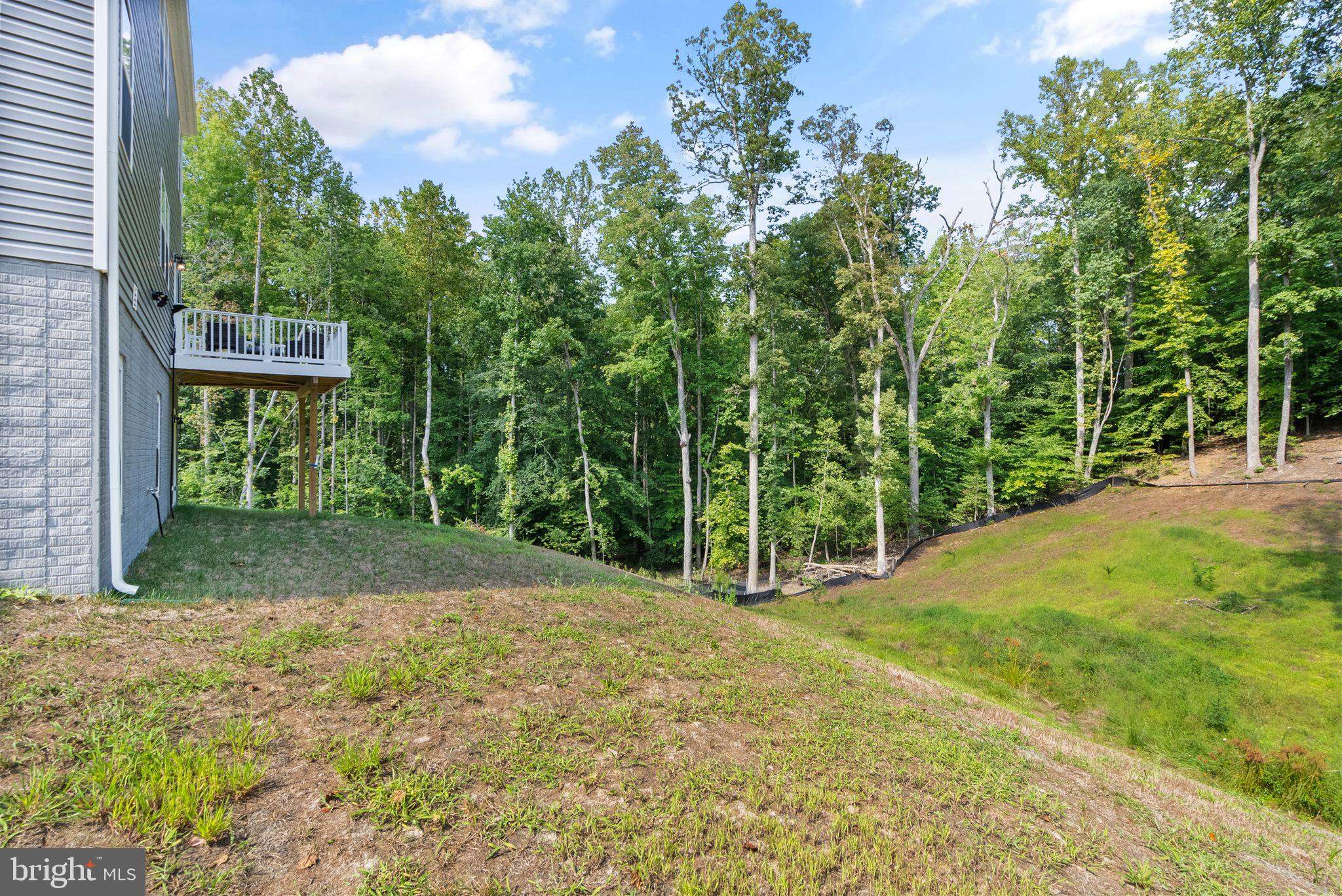 AQUIA OVERLOOK - Residential Lease