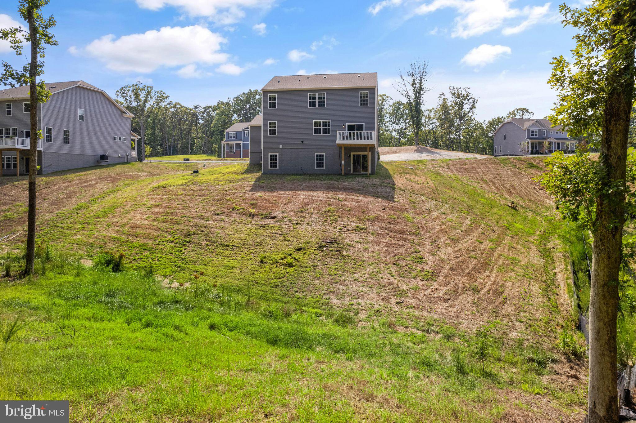 AQUIA OVERLOOK - Residential Lease